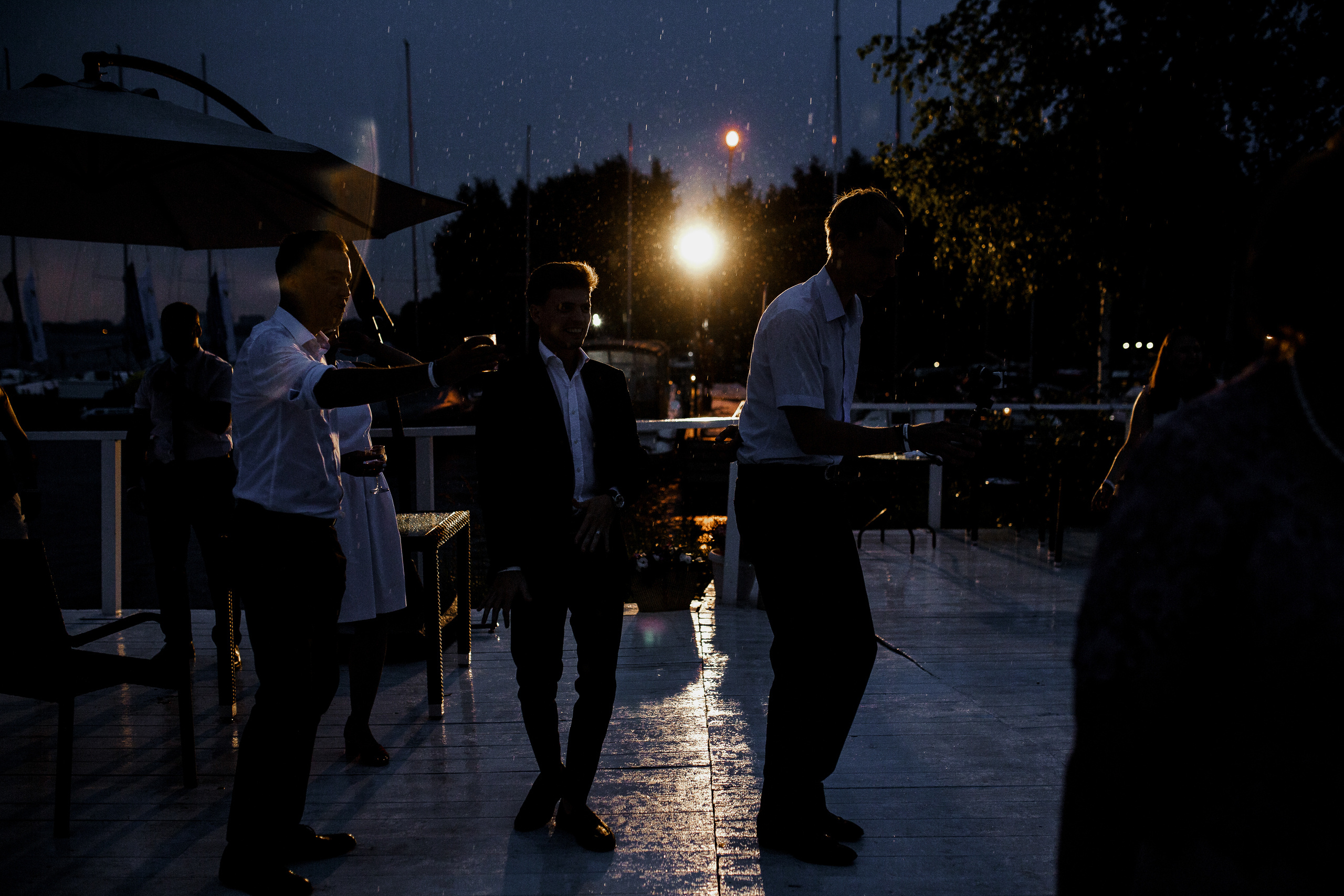 Белая свадьба в яхт-клубе. Свадебный фотограф в Москве Денис и Анастасия Исаевы