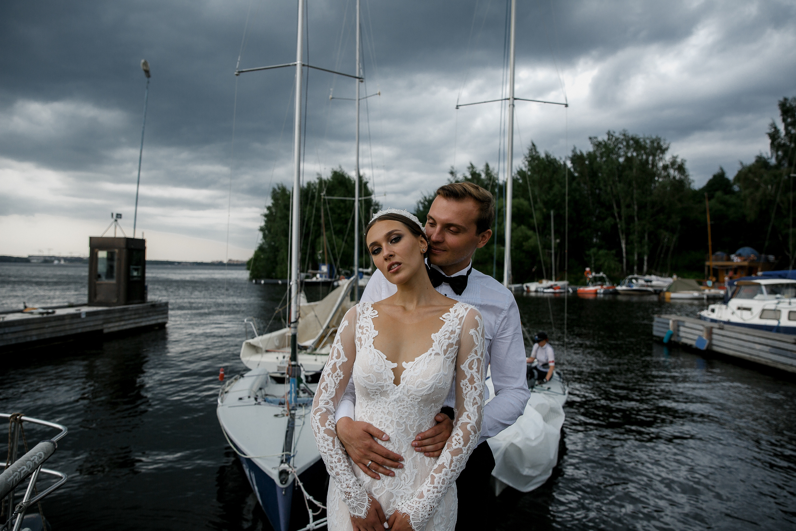Белая свадьба в яхт-клубе. Свадебный фотограф в Москве Денис и Анастасия Исаевы