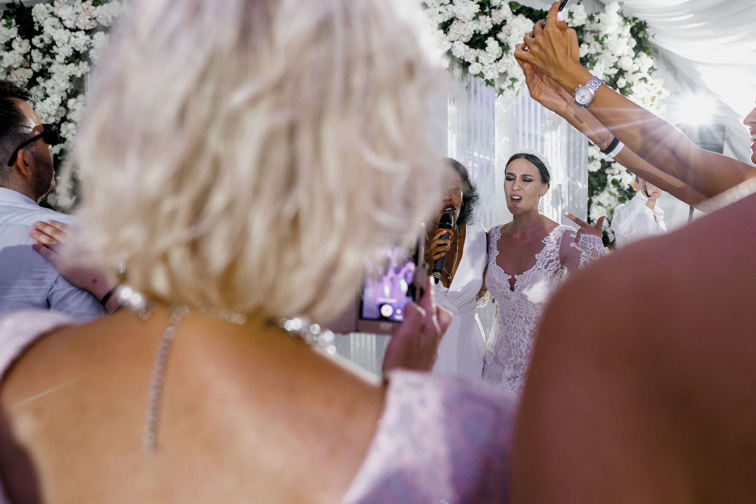 Белая свадьба в яхт-клубе. Свадебный фотограф в Москве Денис и Анастасия Исаевы