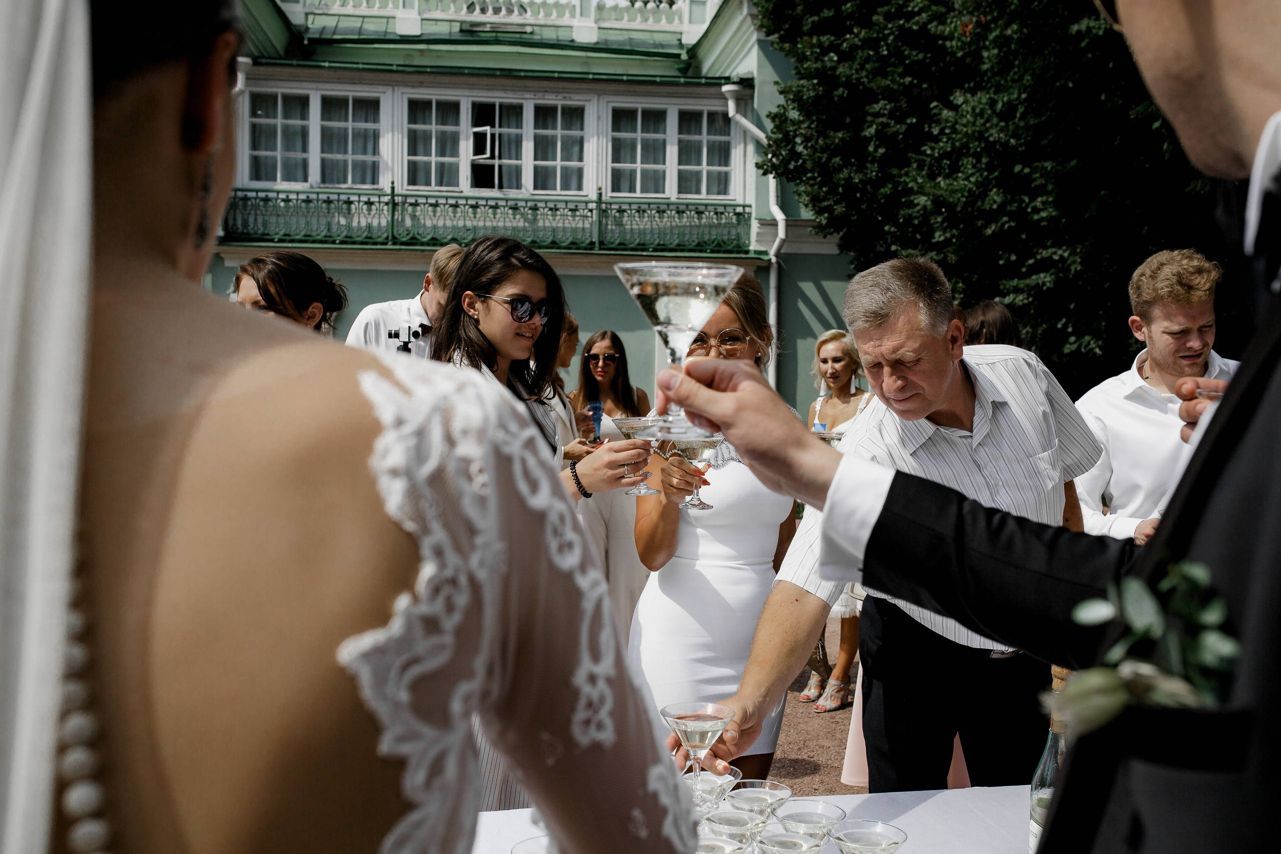 Белая свадьба в яхт-клубе. Свадебный фотограф в Москве Денис и Анастасия Исаевы