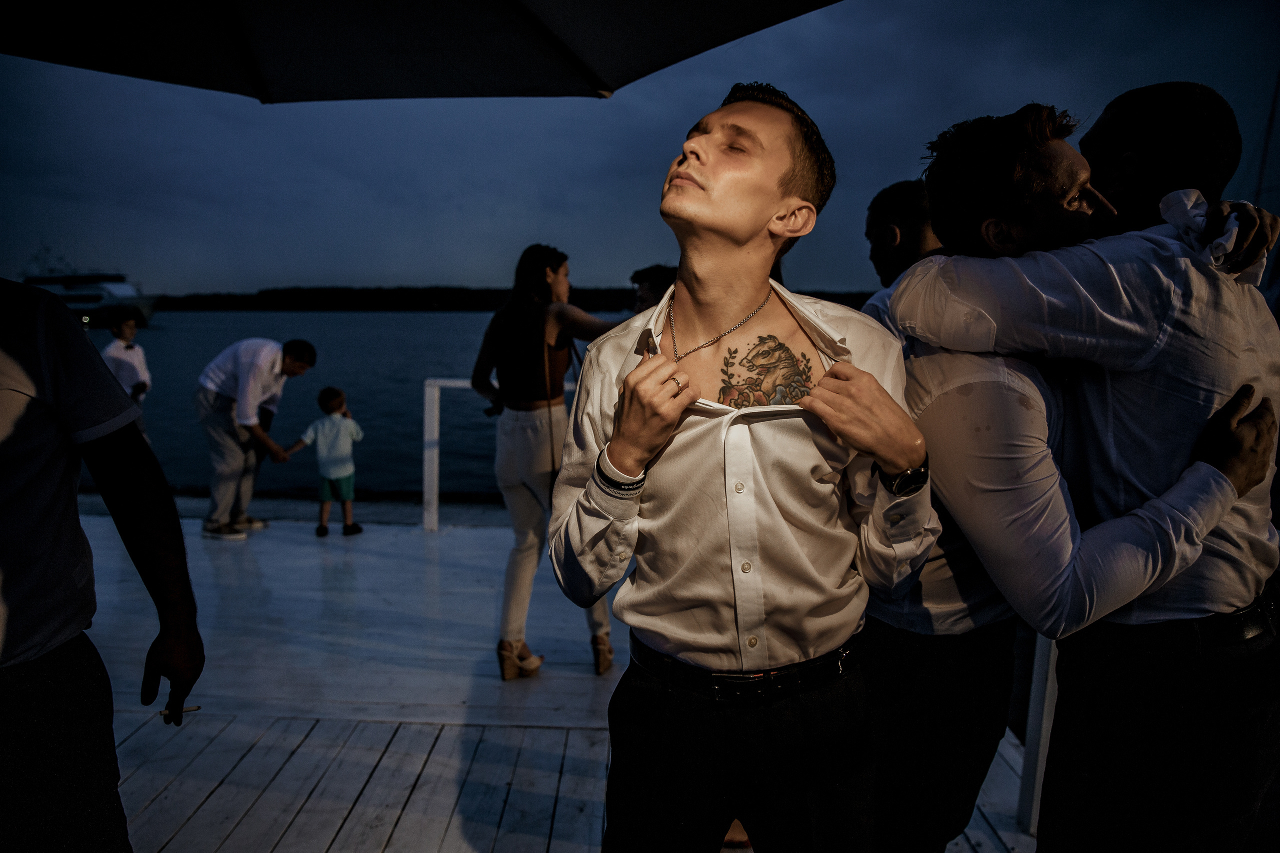 Белая свадьба в яхт-клубе. Свадебный фотограф в Москве Денис и Анастасия Исаевы