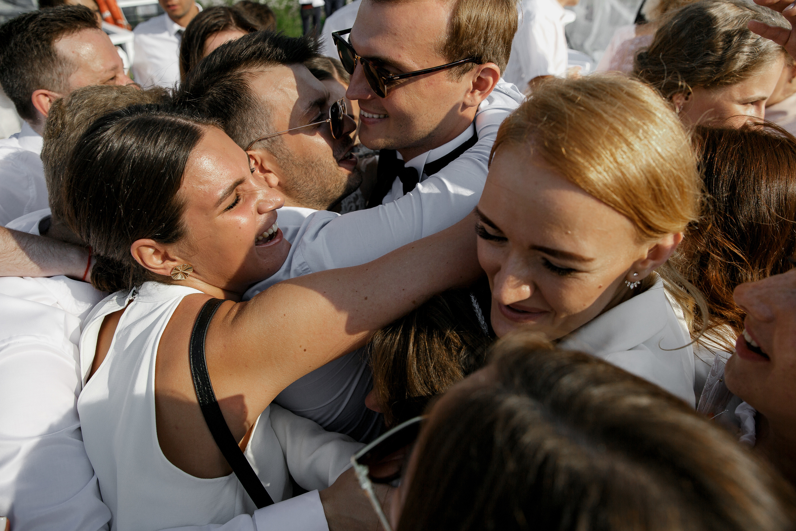Белая свадьба в яхт-клубе. Свадебный фотограф в Москве Денис и Анастасия Исаевы