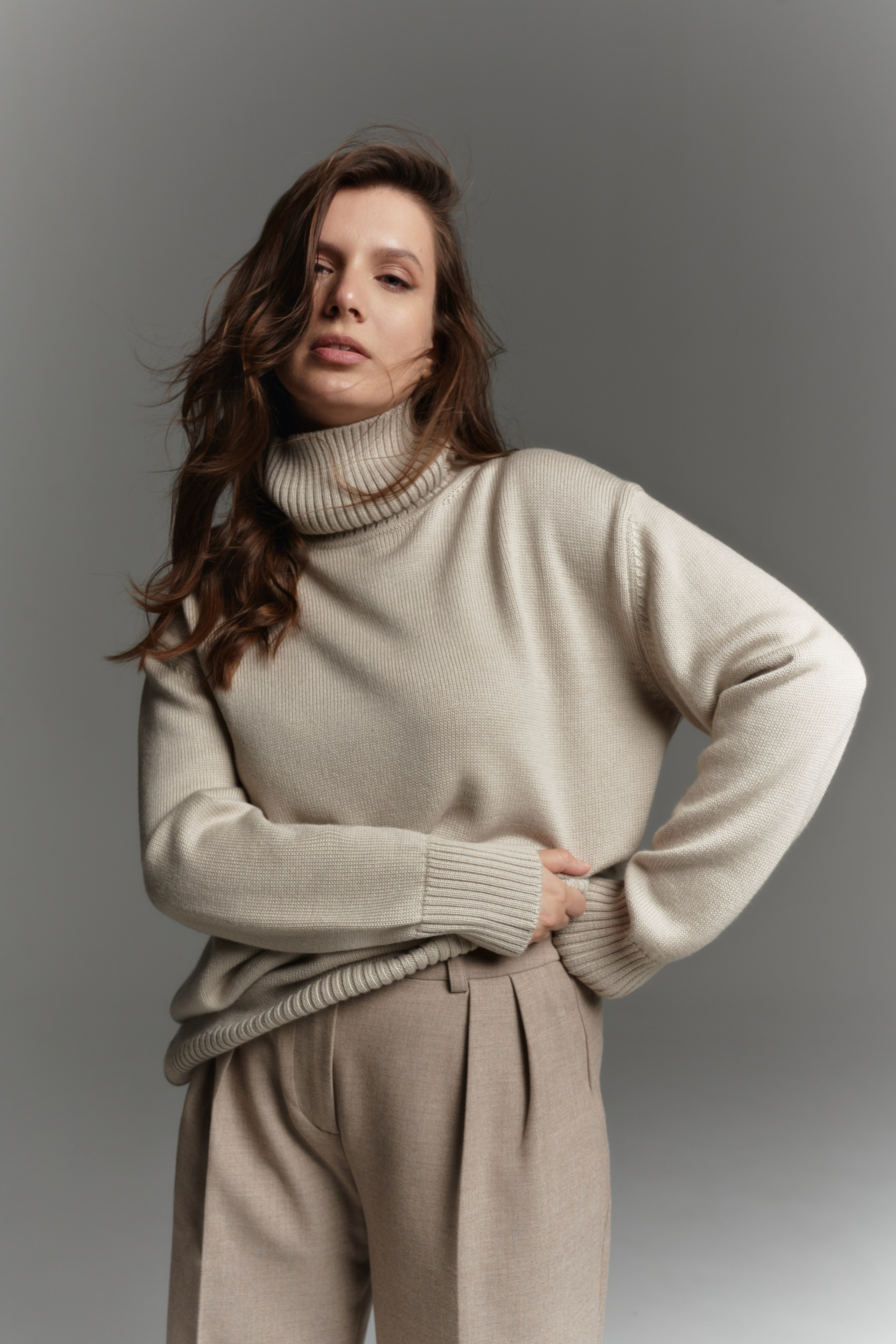 Модель Полина Новосибирск. Коммерческий фотограф для маркетплейсов Wildberries и Ozon в Новосибирске — фото и видео для брендов