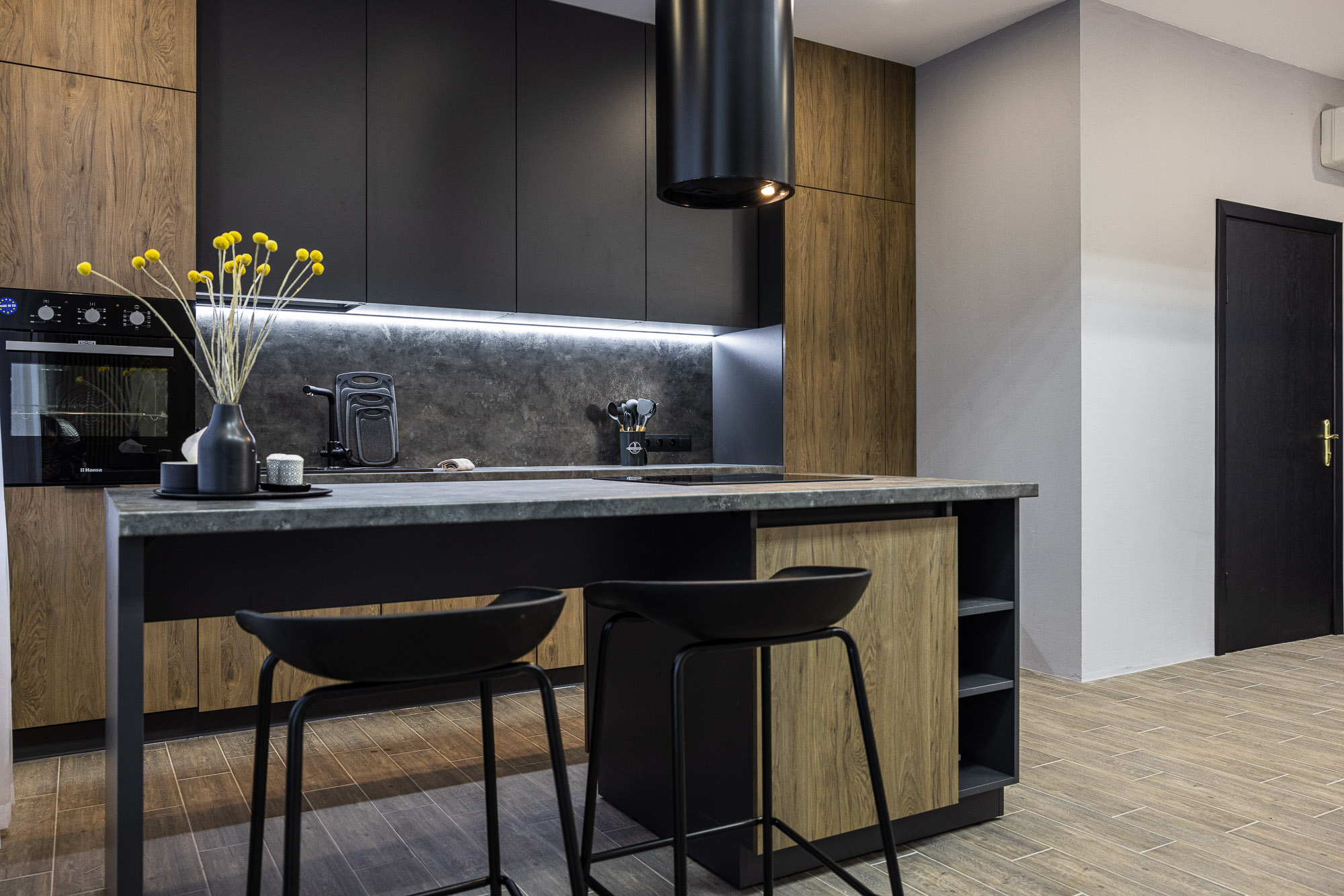 Photohub залы для съемки бизнес-контента. Фотограф в Минске Людмила Дутко