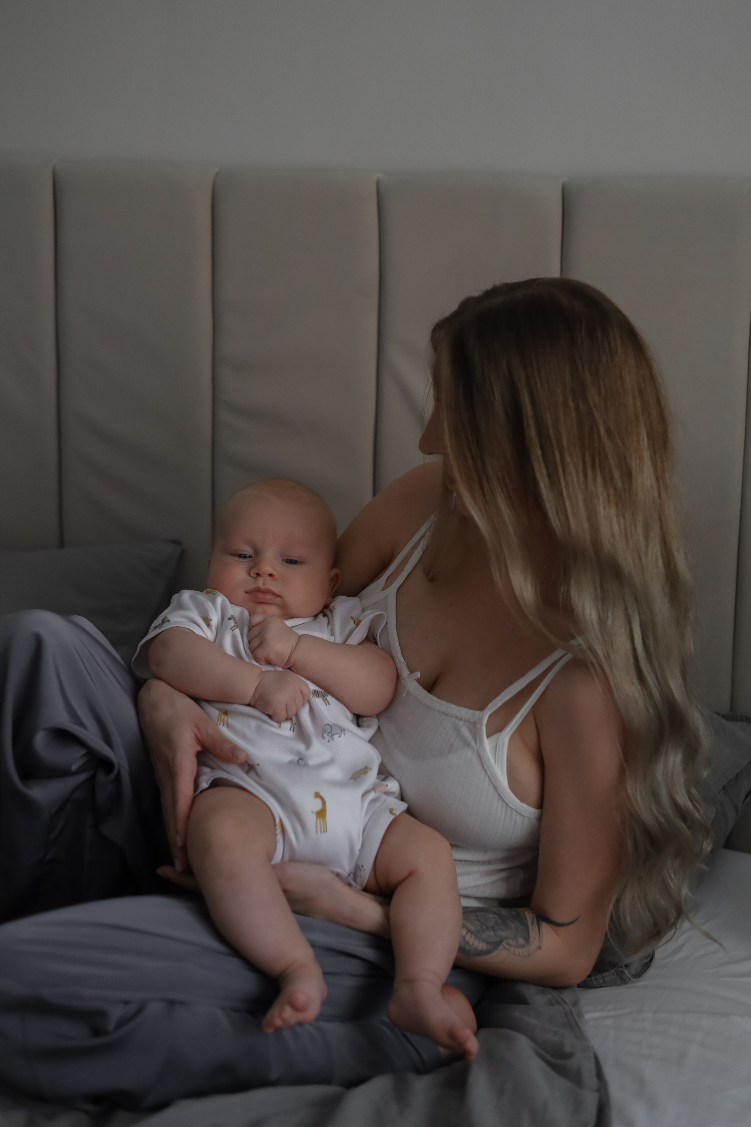 Домашние съёмки. Семейный, свадебный и индивидуальный фотограф в Алматы