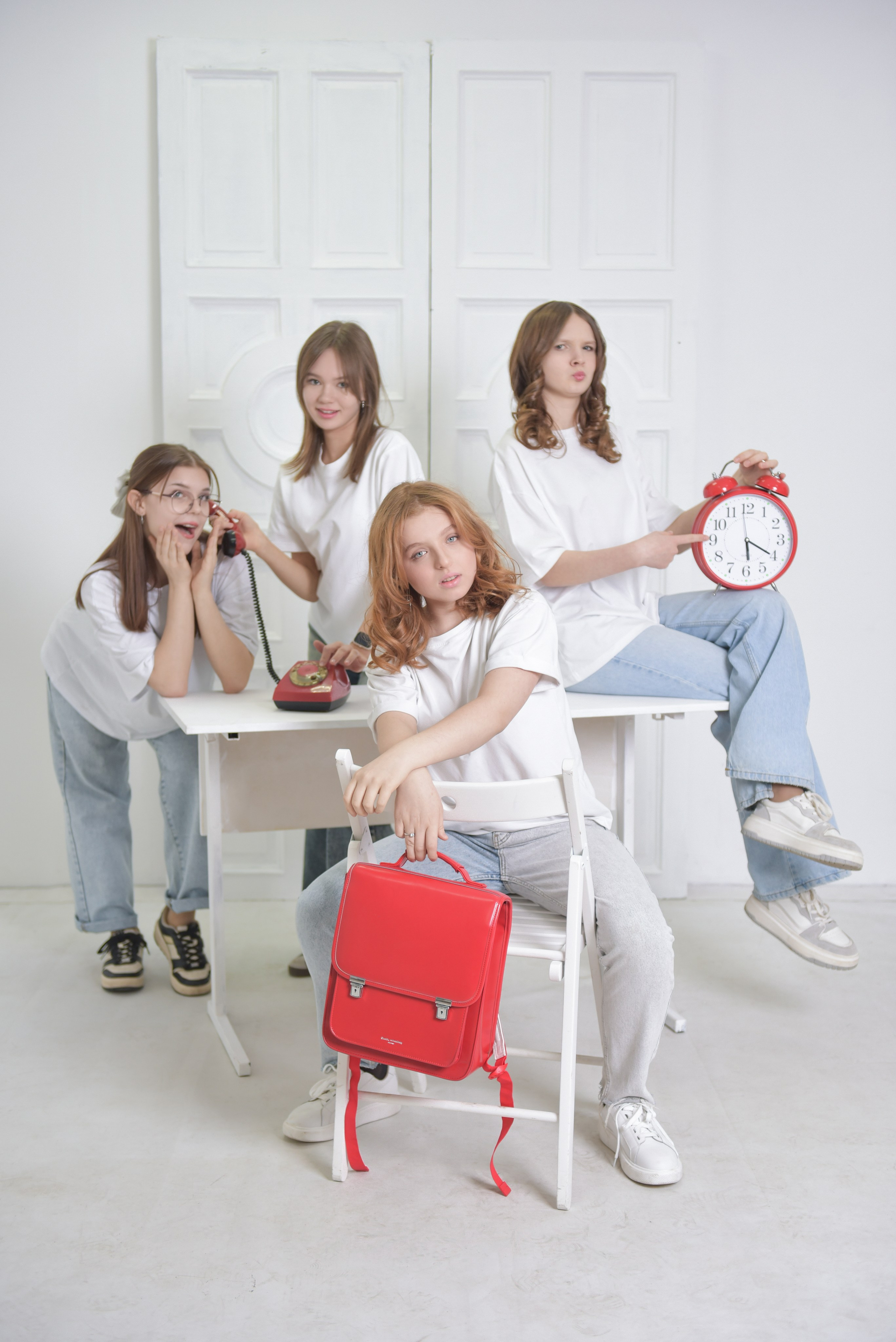 Выпускные альбомы в Тюмени для школ, садов, вузов спортивных секций