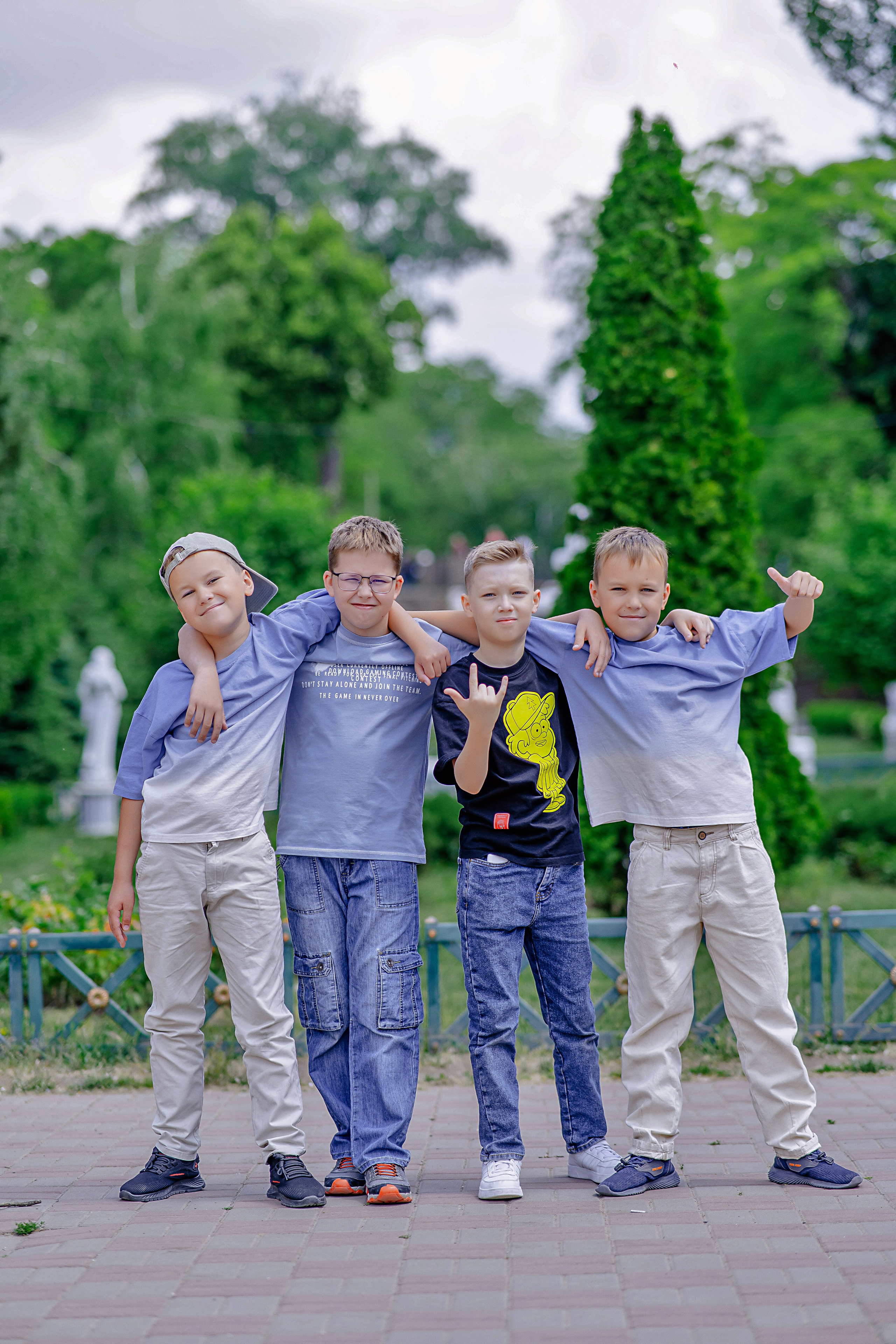 Фотосессия Гимназия 76 Класс 4А. Современные Выпускные Альбомы в Ростове-на-Дону