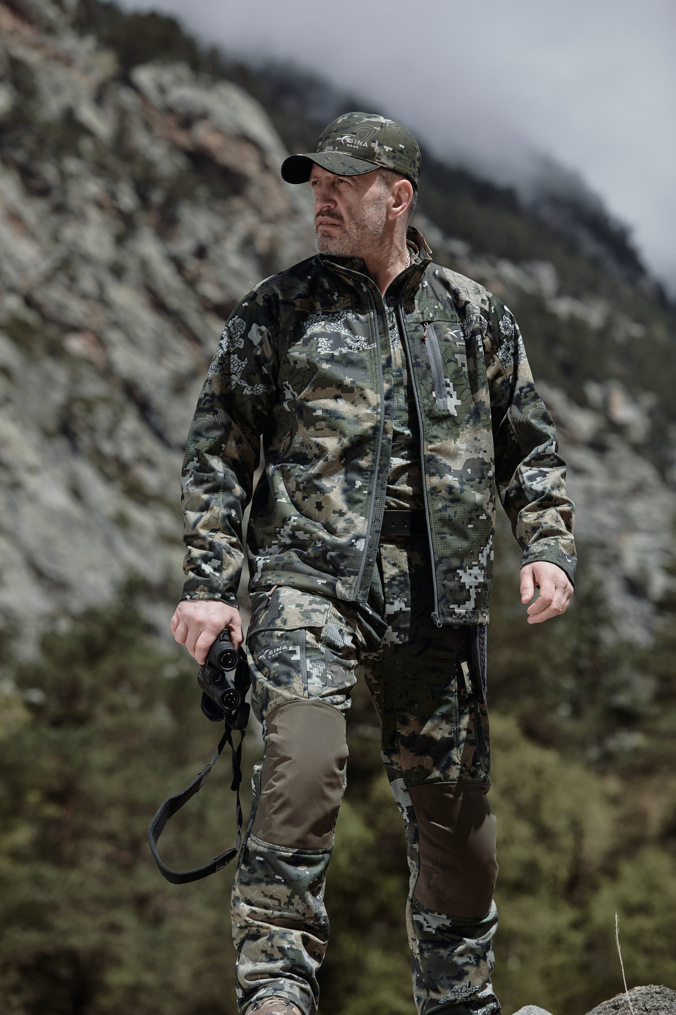 Съемка для бренда охотничьей одежды под ключ. Фотограф Продюсер в горах КБР / Москва Нальчик Горы