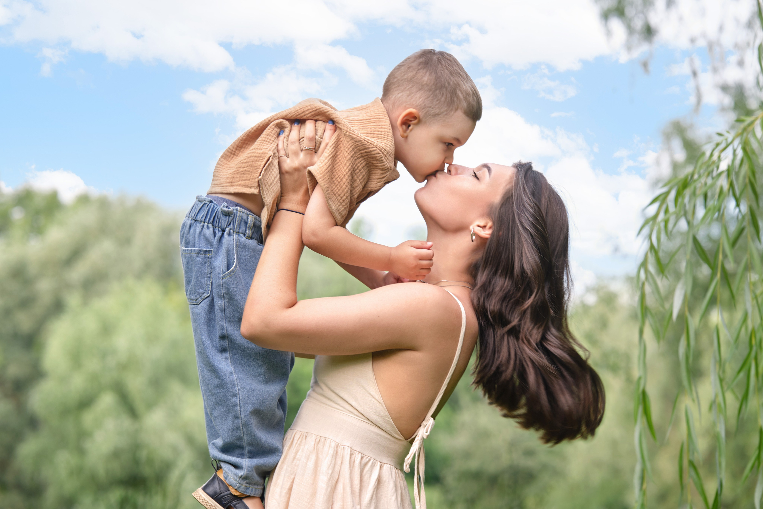 Семейная фотосессия в Самаре. Идеи и образы для съёмки в студии