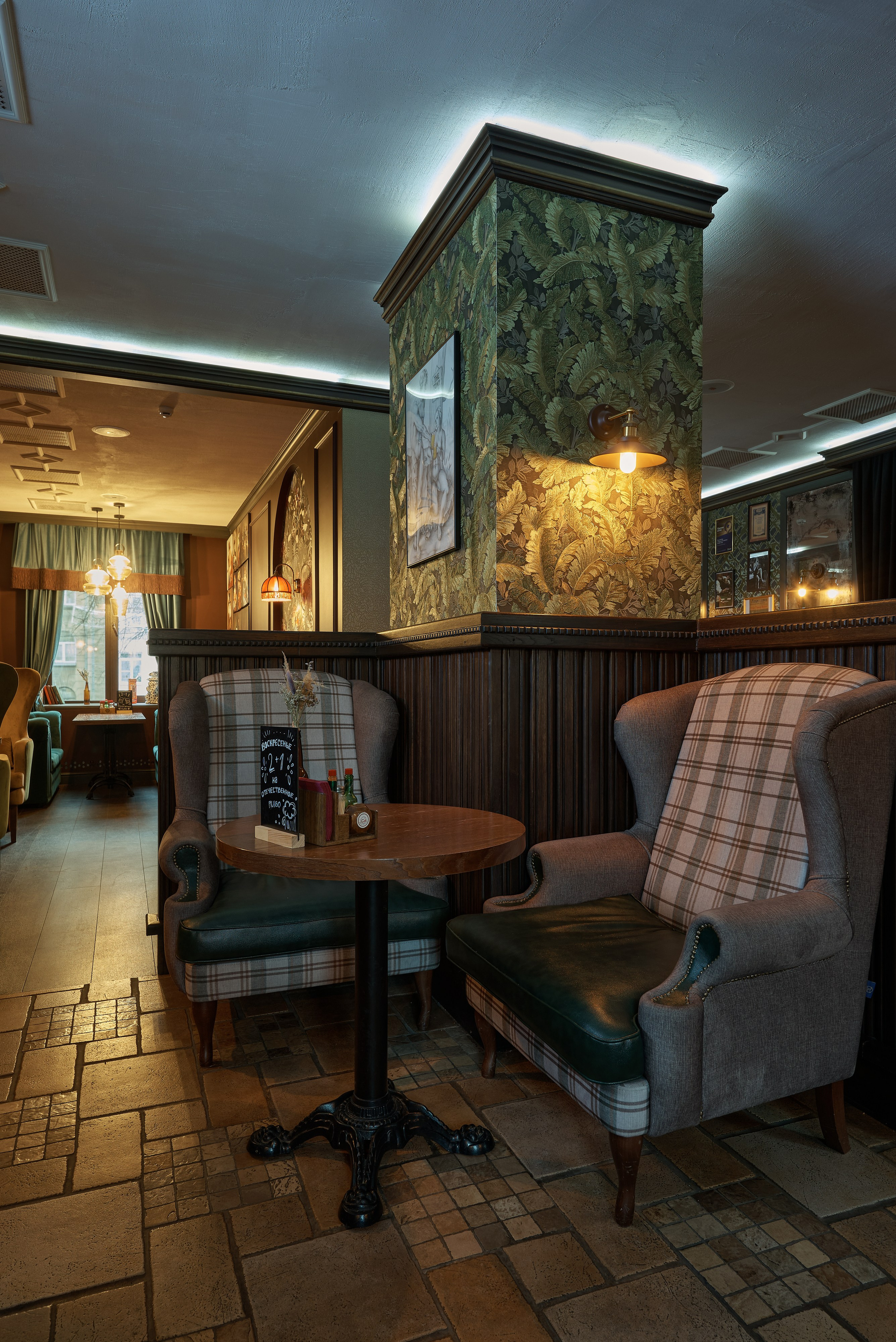 The Tony Pub. Абросимов Лев интерьерный и архитектурный фотограф