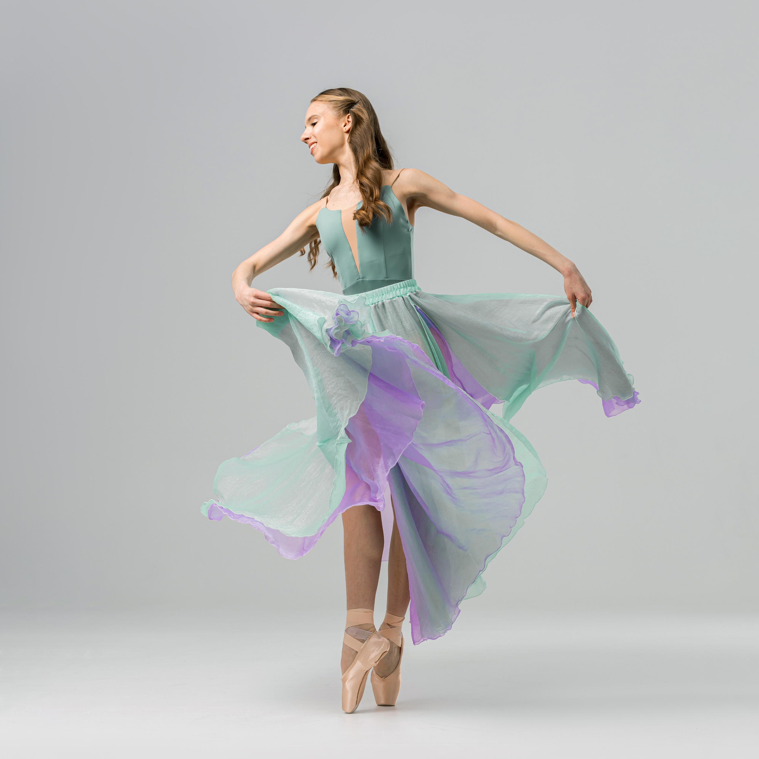 Изумрудно-сиреневая воздушная юбка напрокат для фотосессии. Балетный фотограф Алина Ханько — Душа Балета