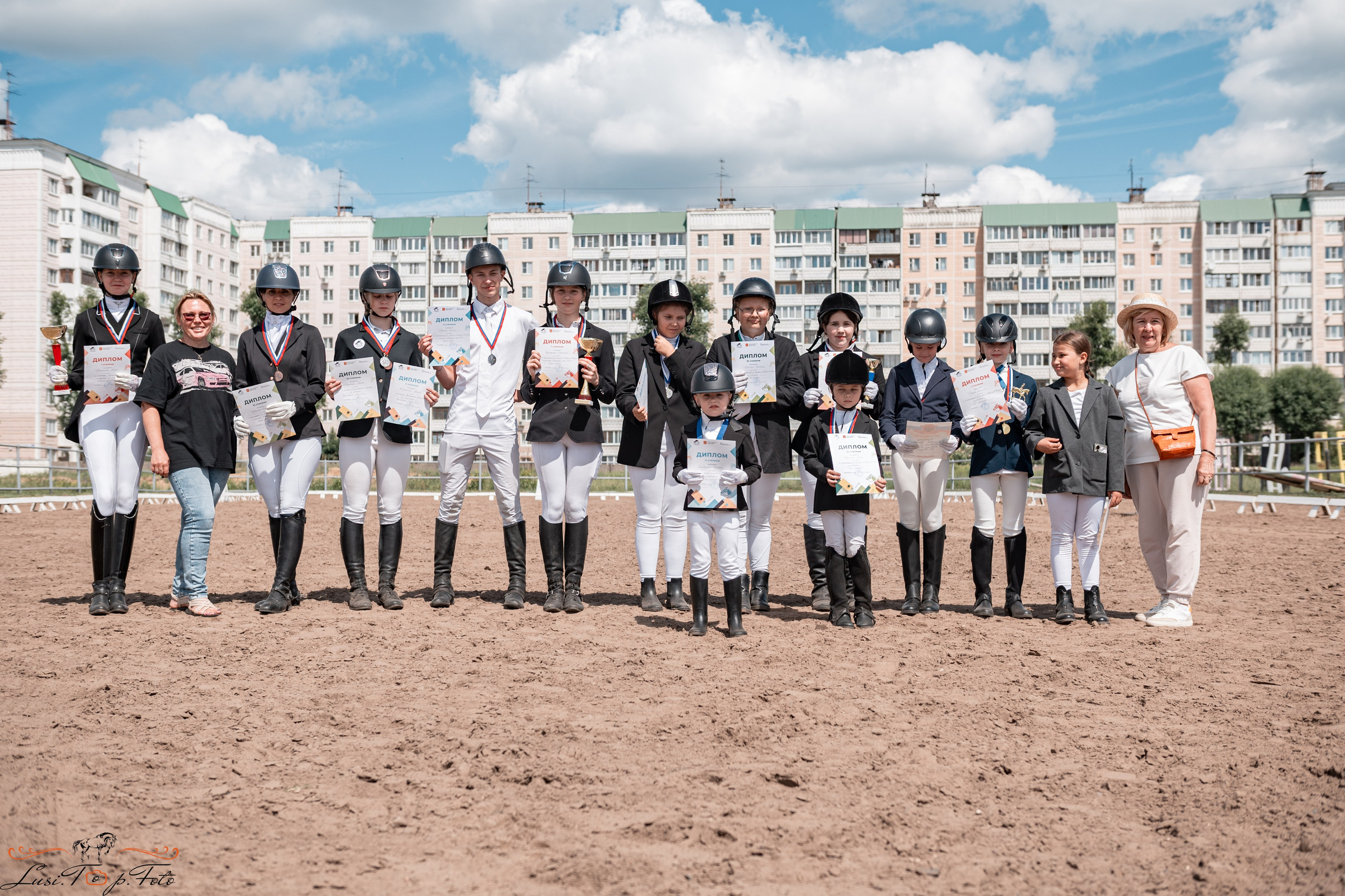 Областные соревнования по выездке. Тверь. Конный и фотограф с животными в Твери Топталова Люся