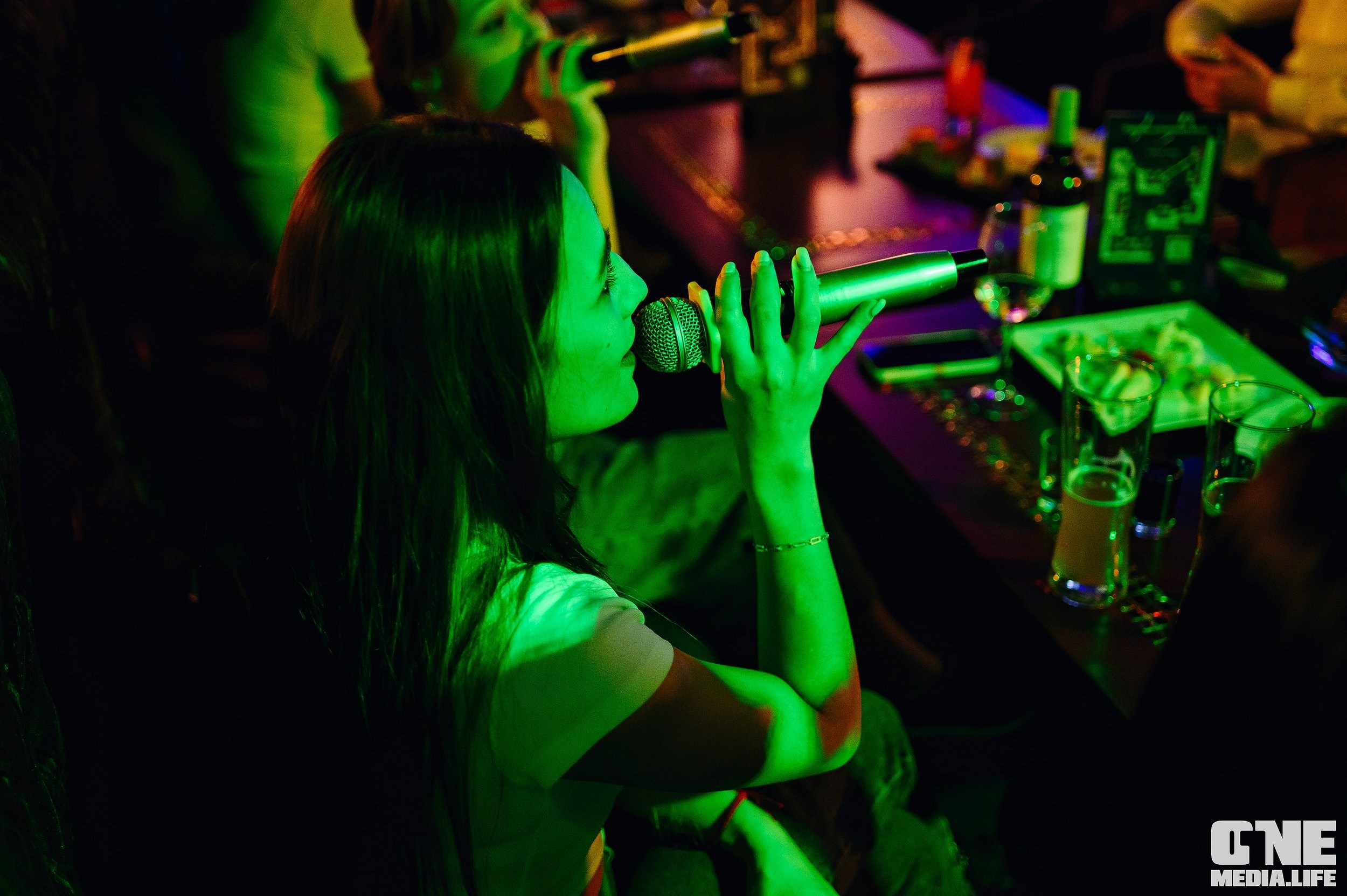 Фоторепортаж из караоке-клуба Эйфория. One Media Life: фоторепортажи, фотоотчеты с мероприятий и заведений
