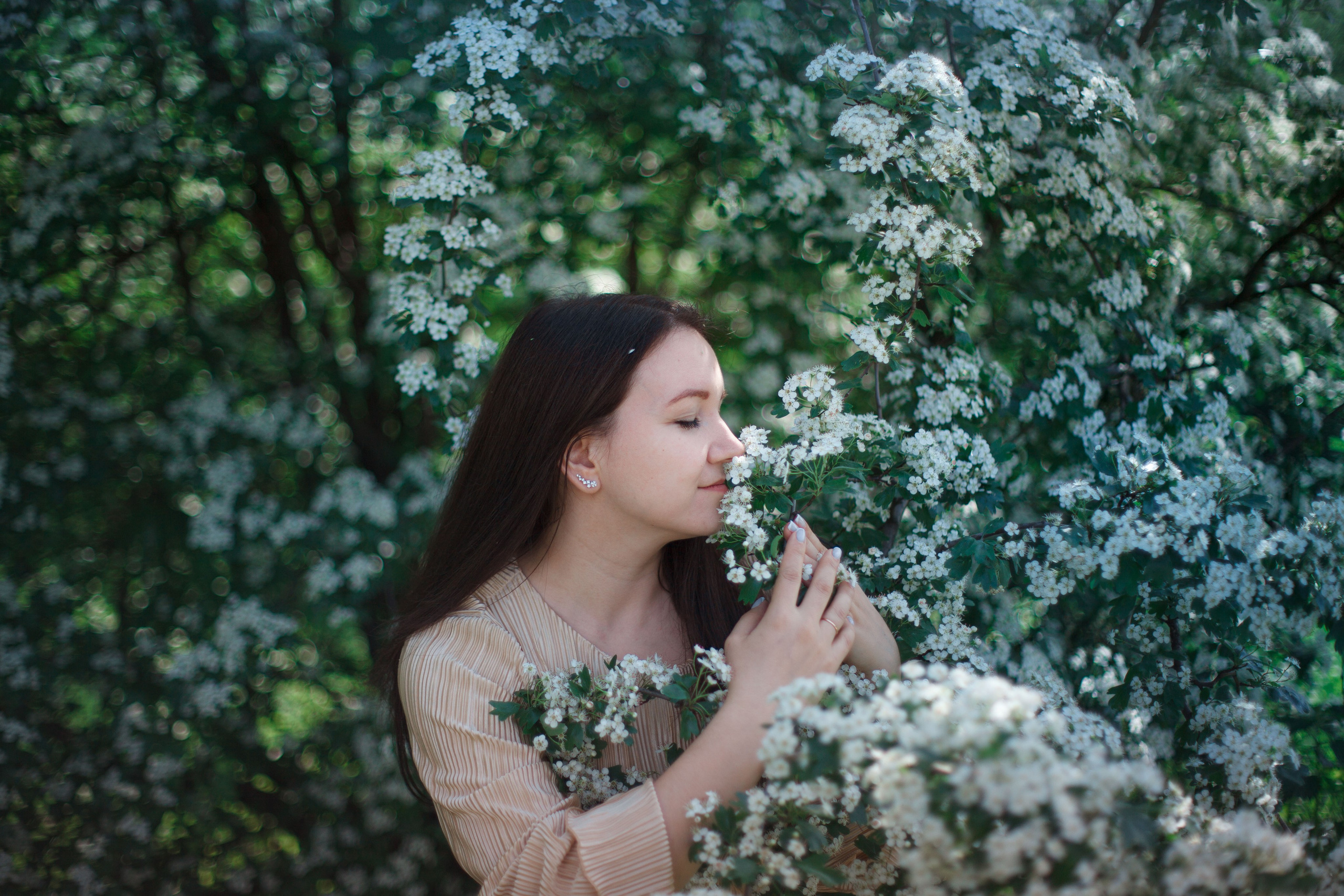 Прекрасная Ксения в цветении. Фотограф для вас и вашего бизнеса в Москве Альбина Никифоров