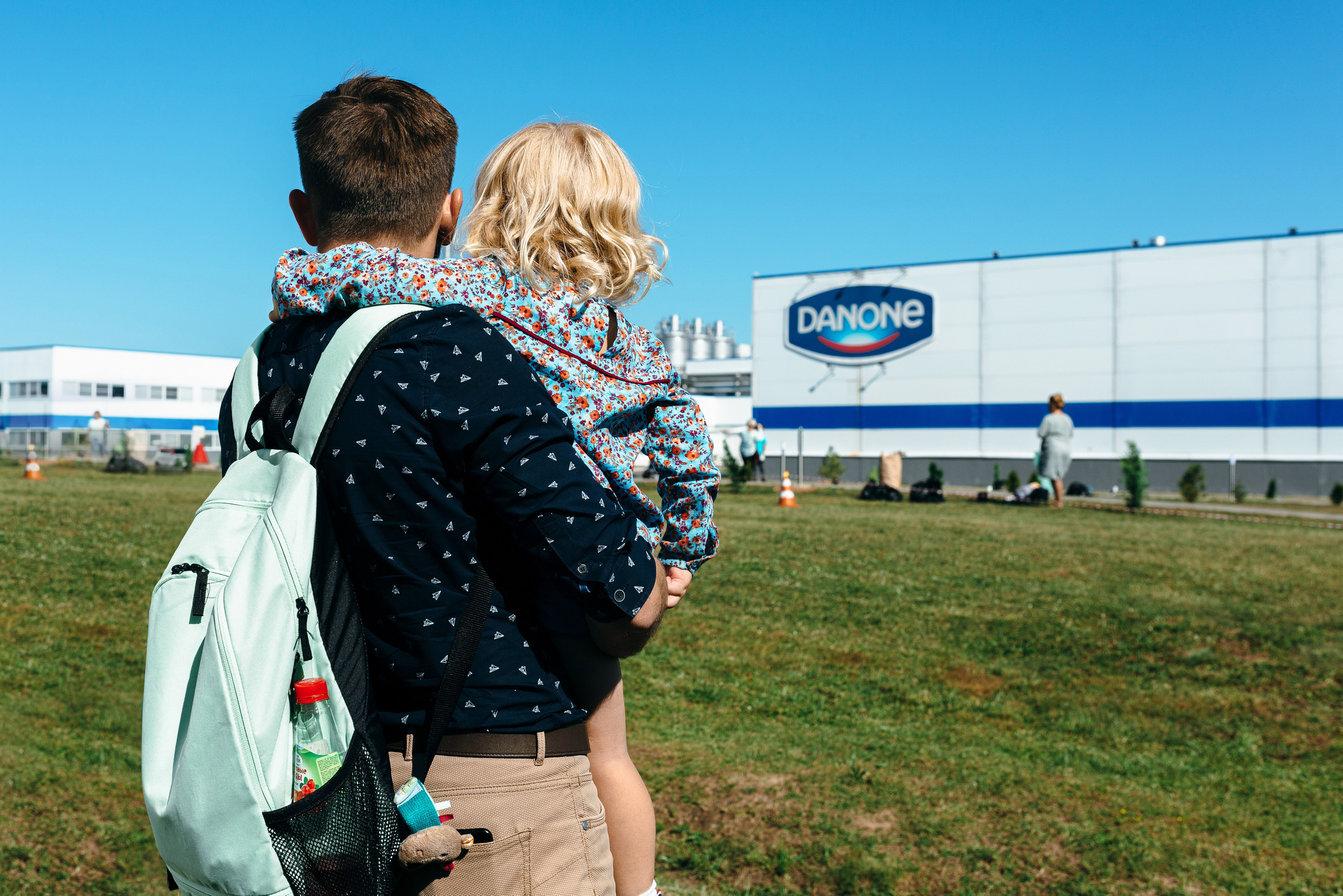 Модели, независимо от своего опыта, даже если снимаются в первый раз, чувствуют себя прекрасно в моей компании. В том числе поэтому у меня получаются отличные фотографии, ведь любая эмоция, особенно негативная, отражается на снимке.