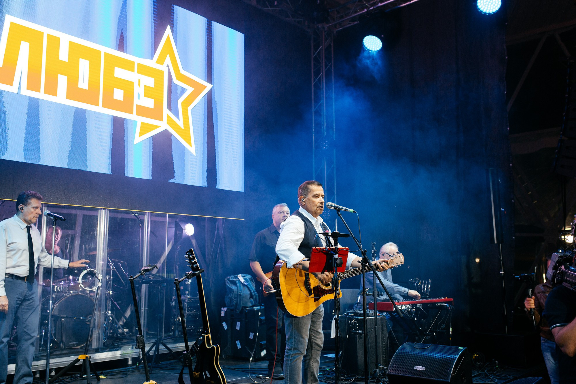 Конечно, на создание отличных снимков может потребоваться чуть больше времени, чем вы ожидаете. Могу гарантировать, что результат вас не разочарует!