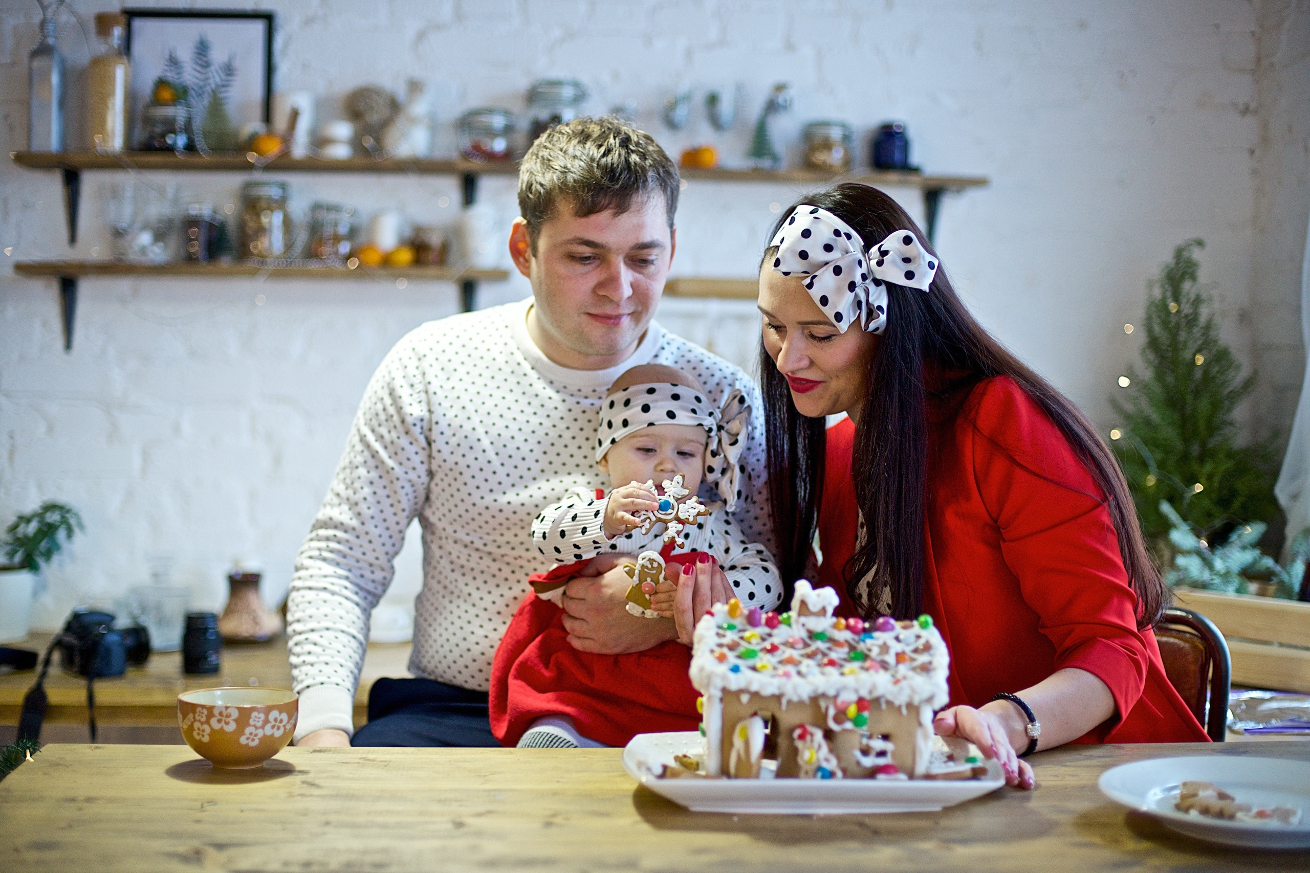 Студийная новогодняя фотосессия,Семейная фотосессия в парке Самары, Семейная фотосессия в студии Аквамарин, Семейная фотосессия в загородном доме, семейный фотограф, студийный фотограф , фотограф в самаре, фотосессия в самаре, семейная фотосъемка, фотограф недорого, семейная фотосъемка в студии Самары, фотограф для ребенка, семейная фотостудия Аквамарин, семейный фотограф Марина Алексеева, фотосъемка в парке, выездная фотосессия, русский проект, студийная фотосессия, , годовасие, фотосессия на день рожденье,