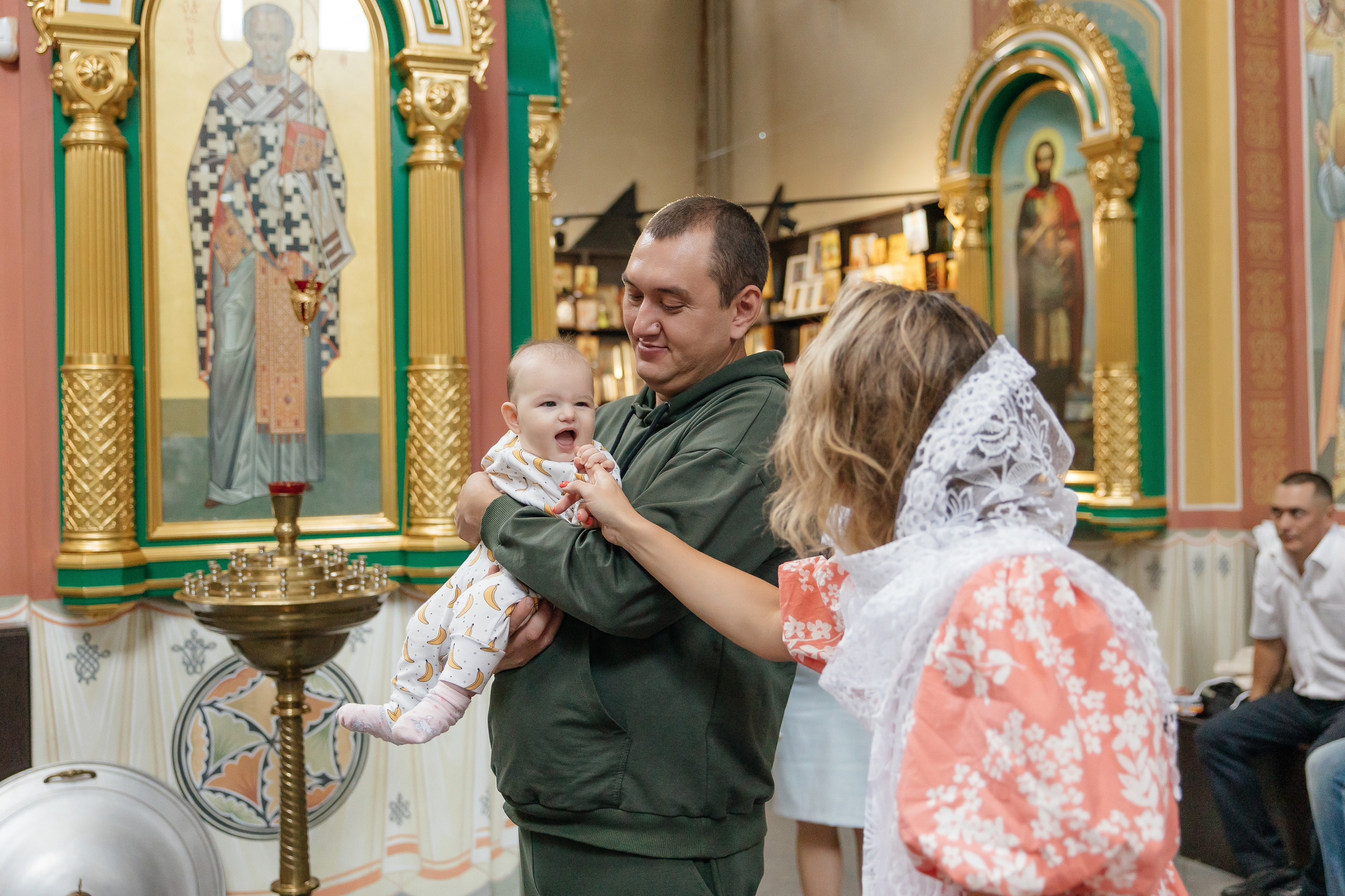 Фотограф на крещение в Самаре Тольятти Новокуйбышевске
