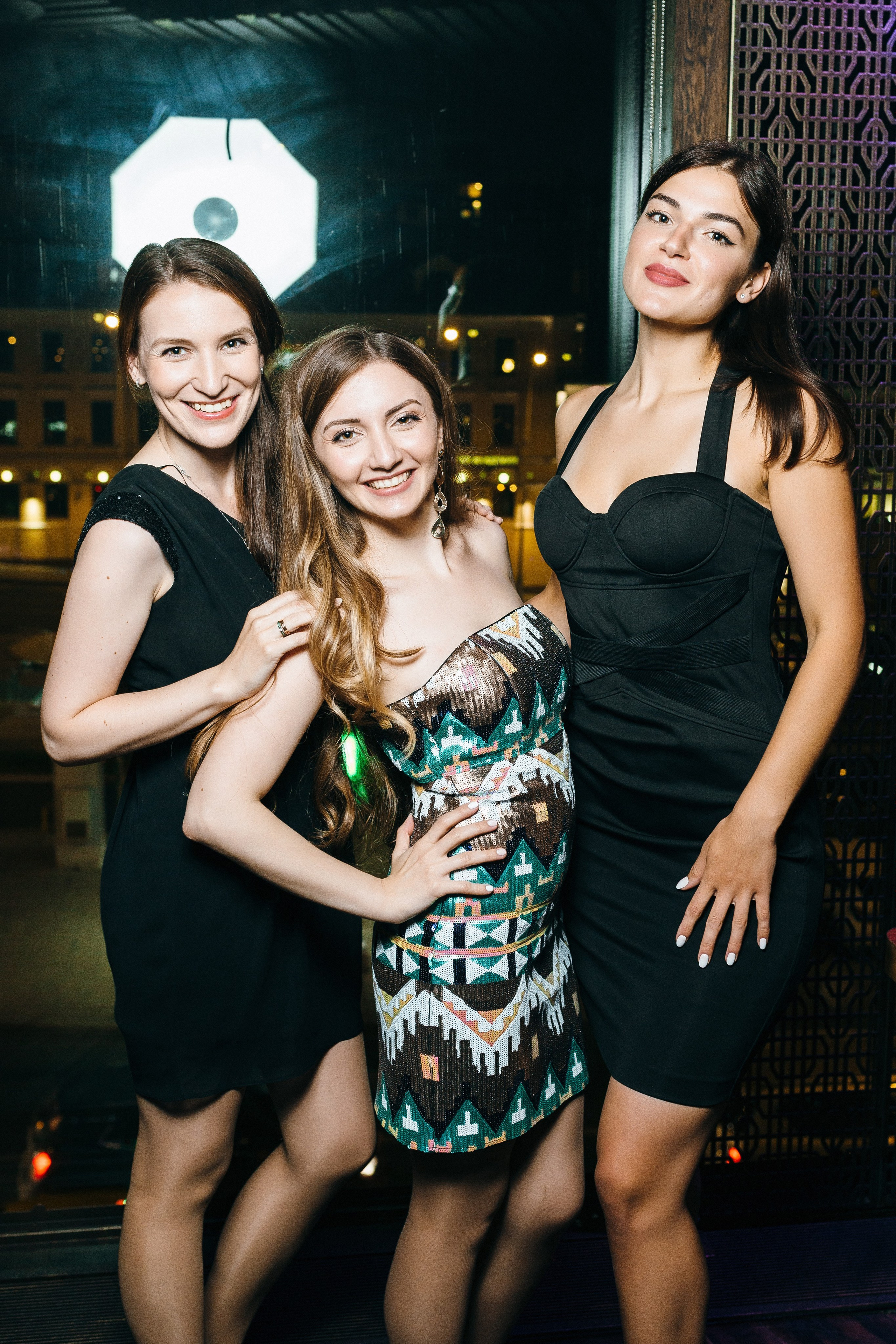 Фотосессия на девичник в Москве, заказать услуги профессионального фотографа — Цены и стоимость услуг фотографа на фотосъёмку девичника