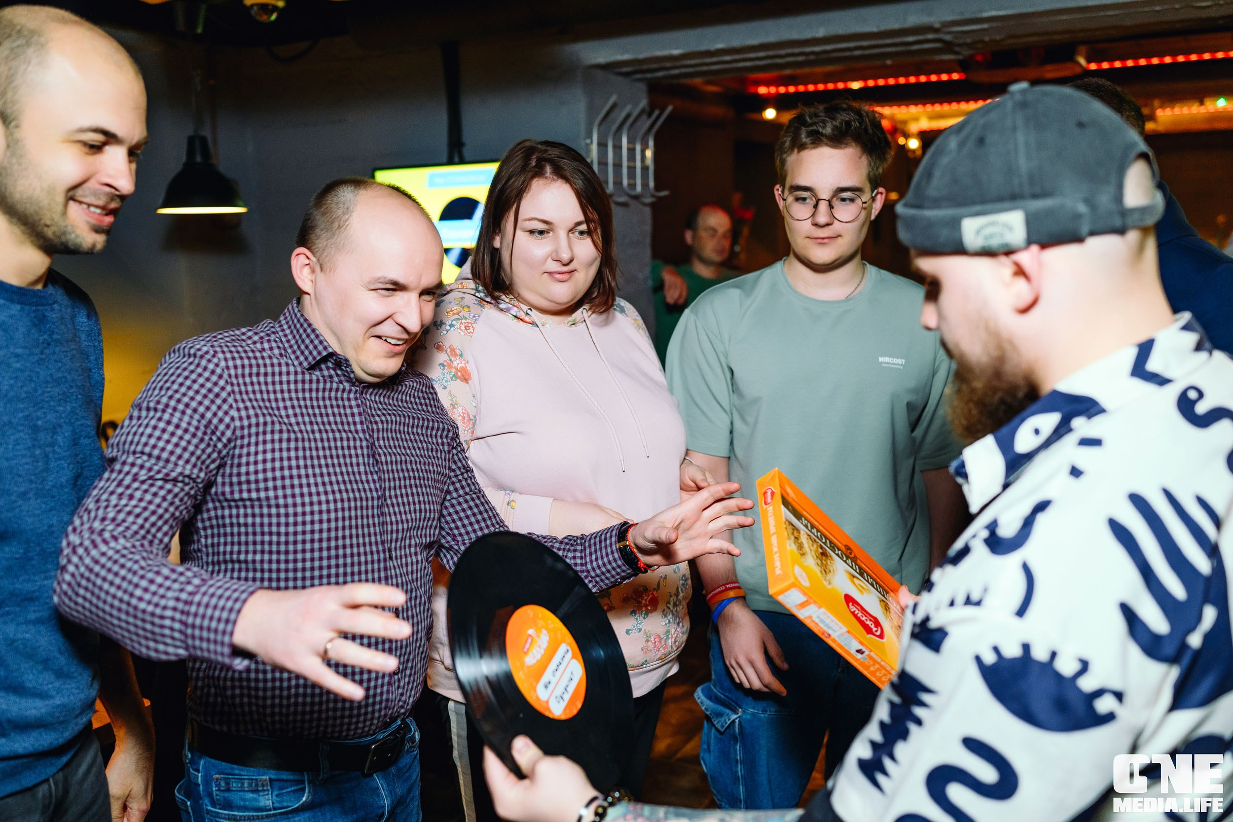 Фоторепортаж с концерта СиплаяЛяля в Dreadnought. One Media Life: фоторепортажи, фотоотчеты с мероприятий и заведений