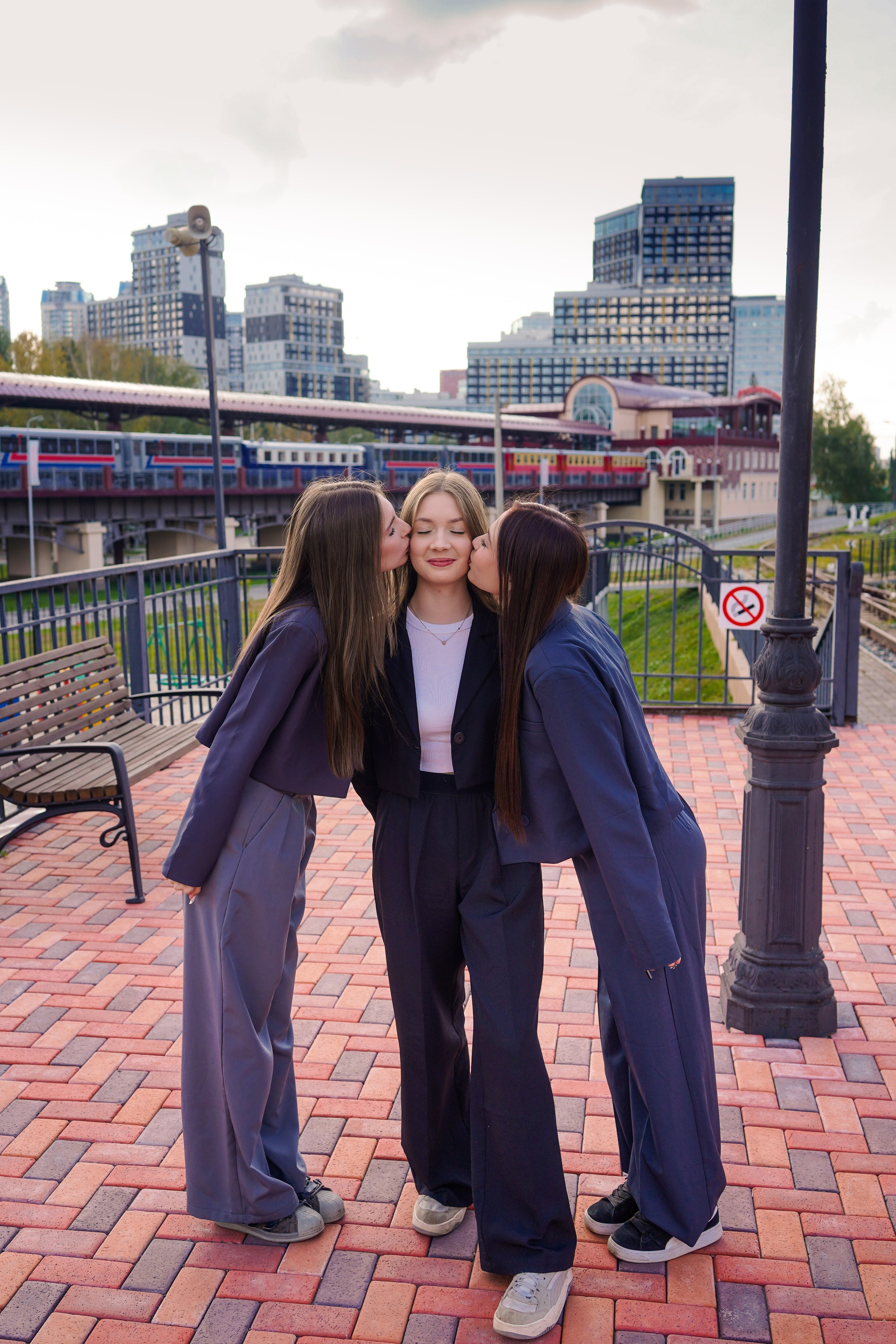 Выпускные альбомы, гимназия № 40, 9 класс. Семейный и портретный фотограф в Екатеринбурге Анна Лобанова