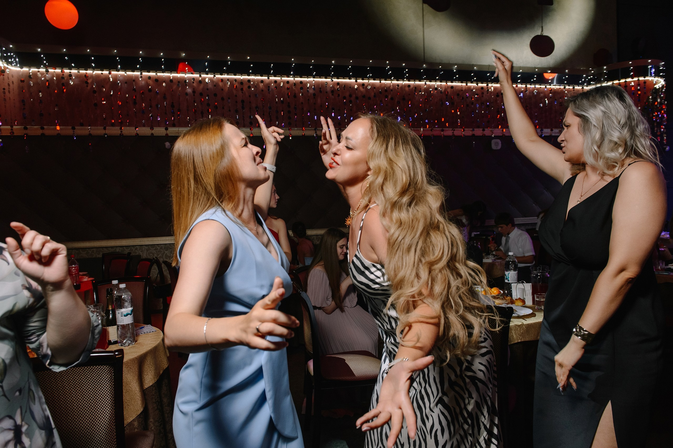 Выпускные вечеринки. Ведущий ваших мероприятий Константин Кот,