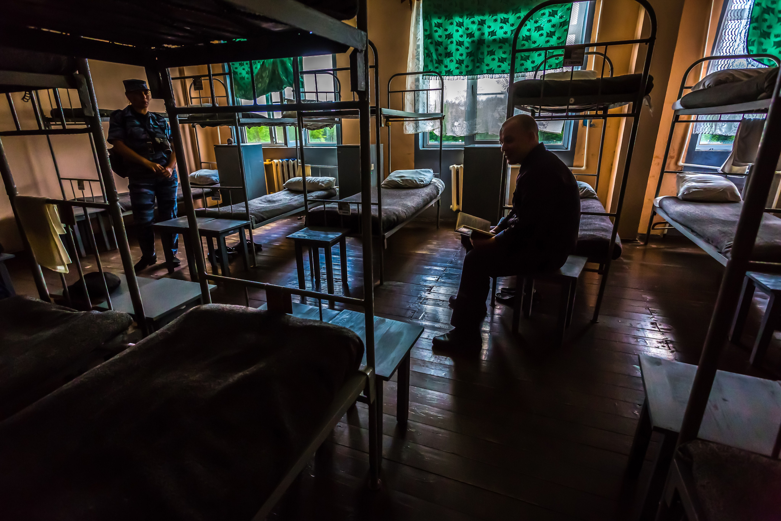 СВЯЗАННЫЕ ОДНОЙ ЗОНОЙ. Контакты