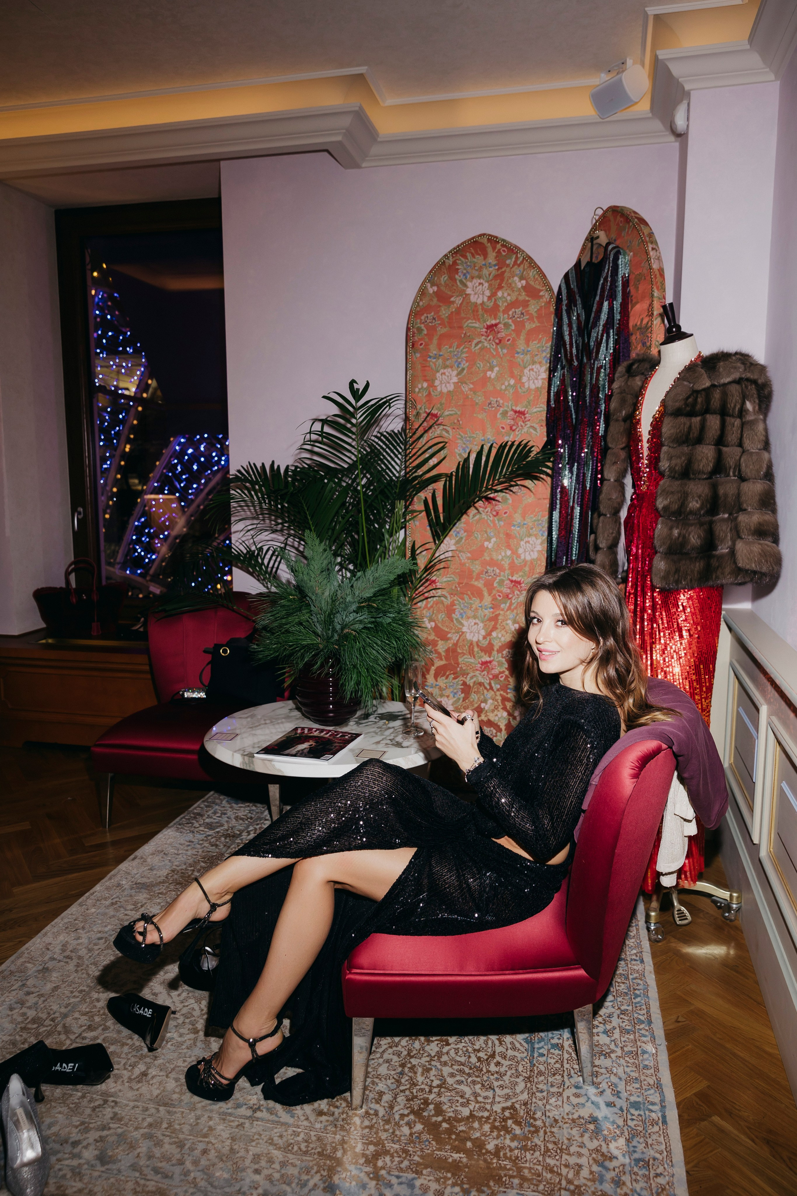 Девичник Алены Бердовой, Bosco Ceremony. «Птичка на проводе»: информационный портал в Москве