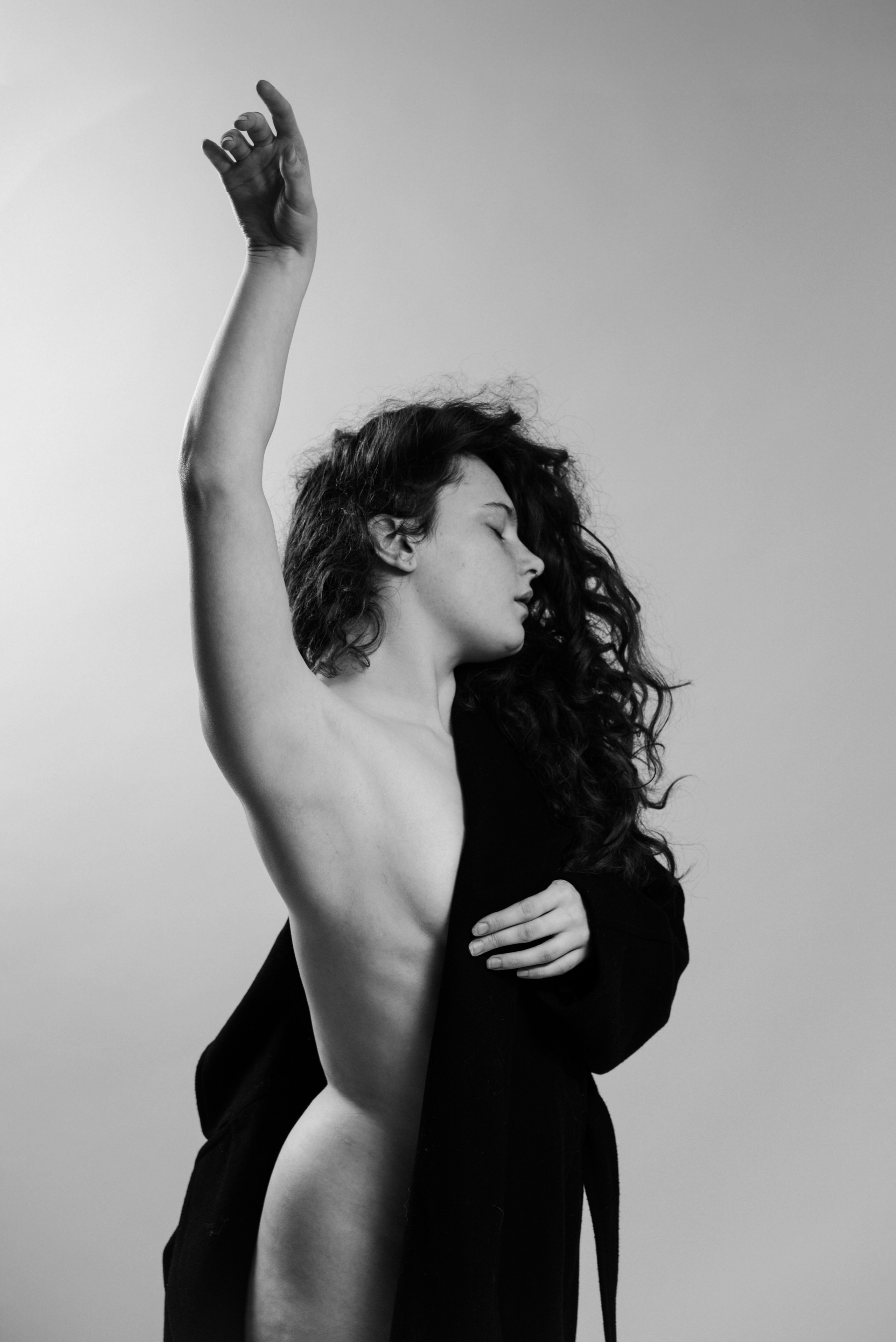 Boudoir Photographer London — Empowering & Mindful Boudoir | Anasta Fo