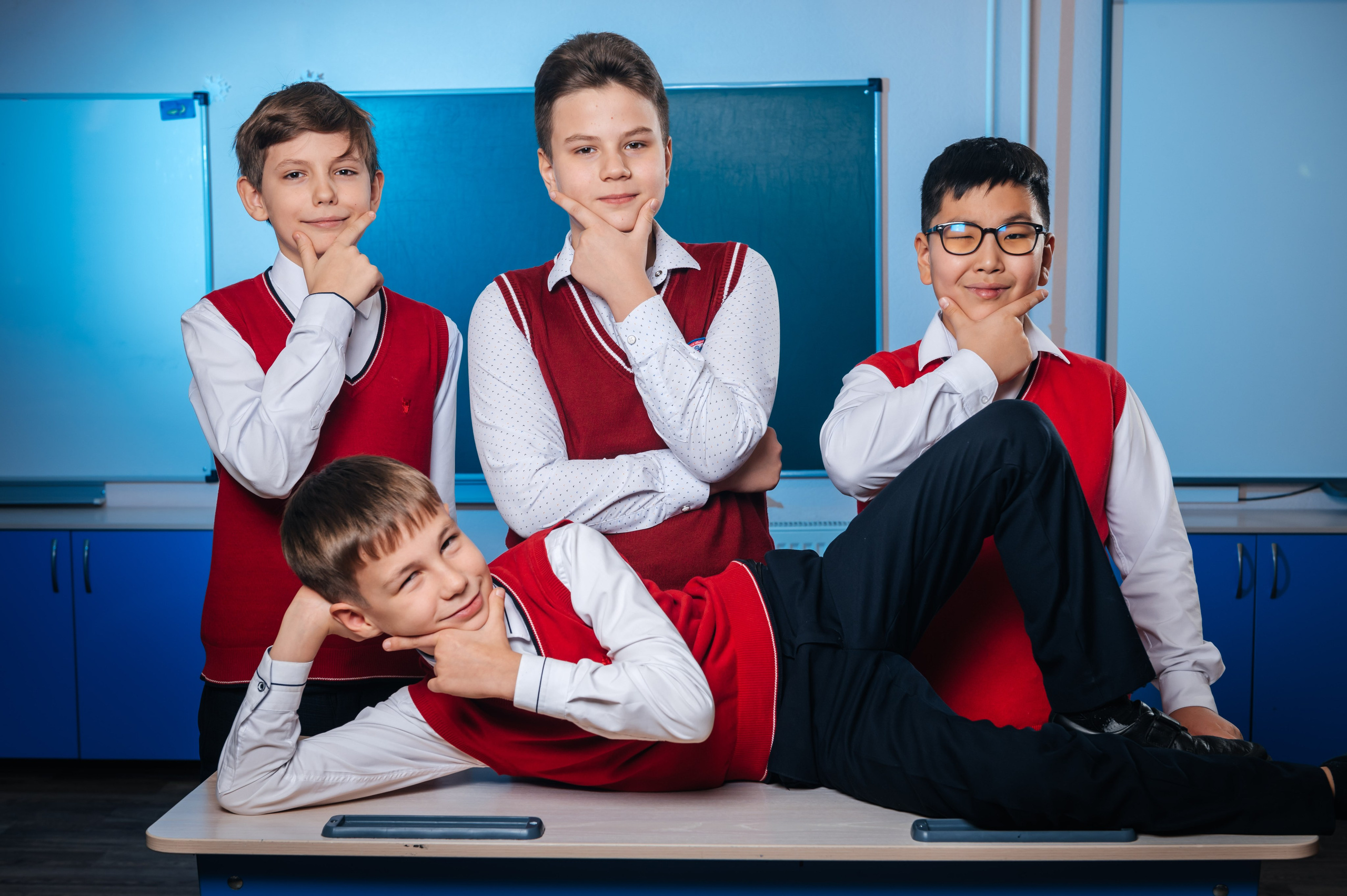 Начальные классы. Современные выпускные альбомы в Новосибирске