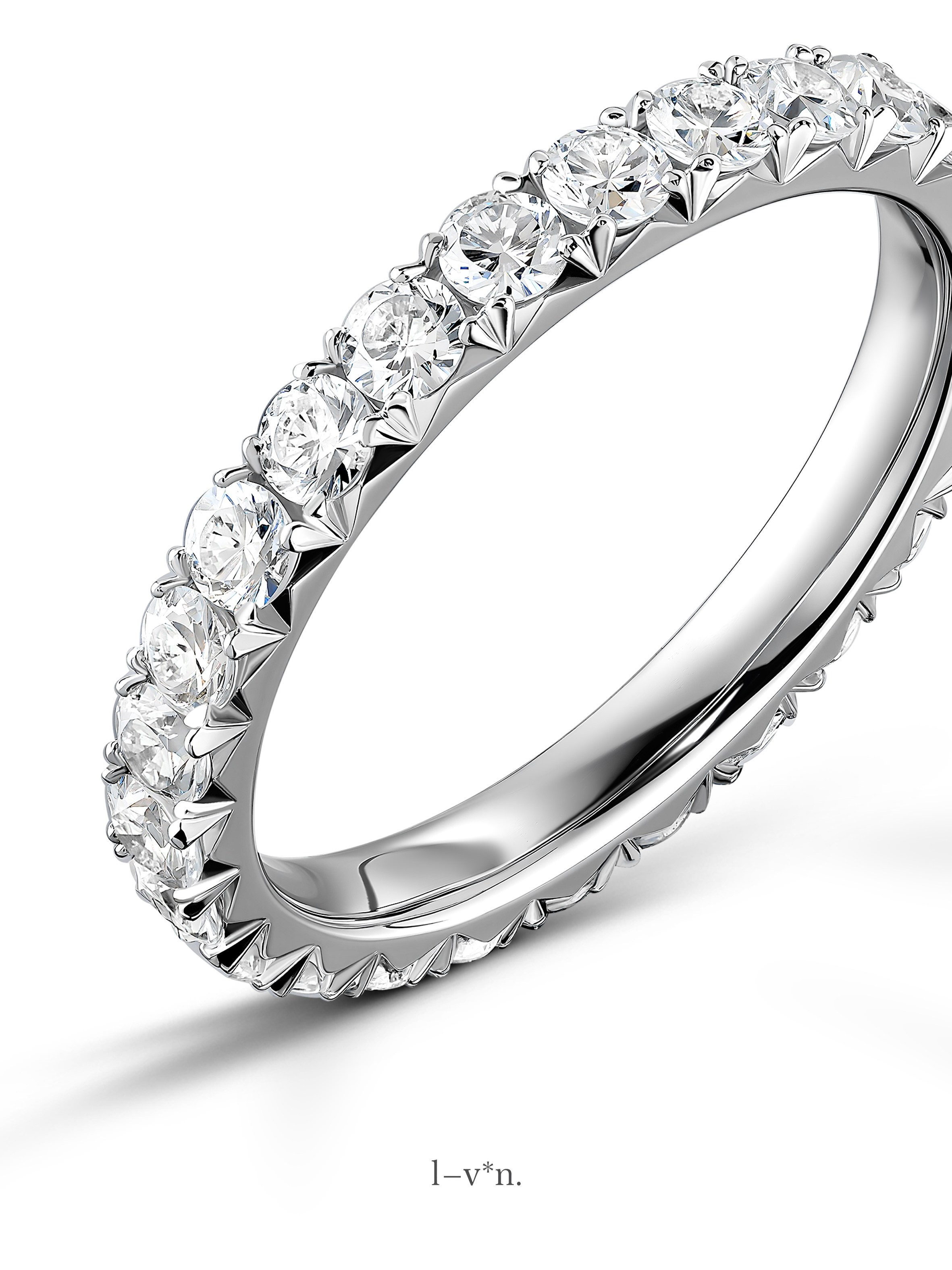 Двухслойное серебряное ожерелье La voie Nomade — предметная фотосъёмка ювелирных украшений. Автор съёмки фотограф Ринат Каримов, Алматы.