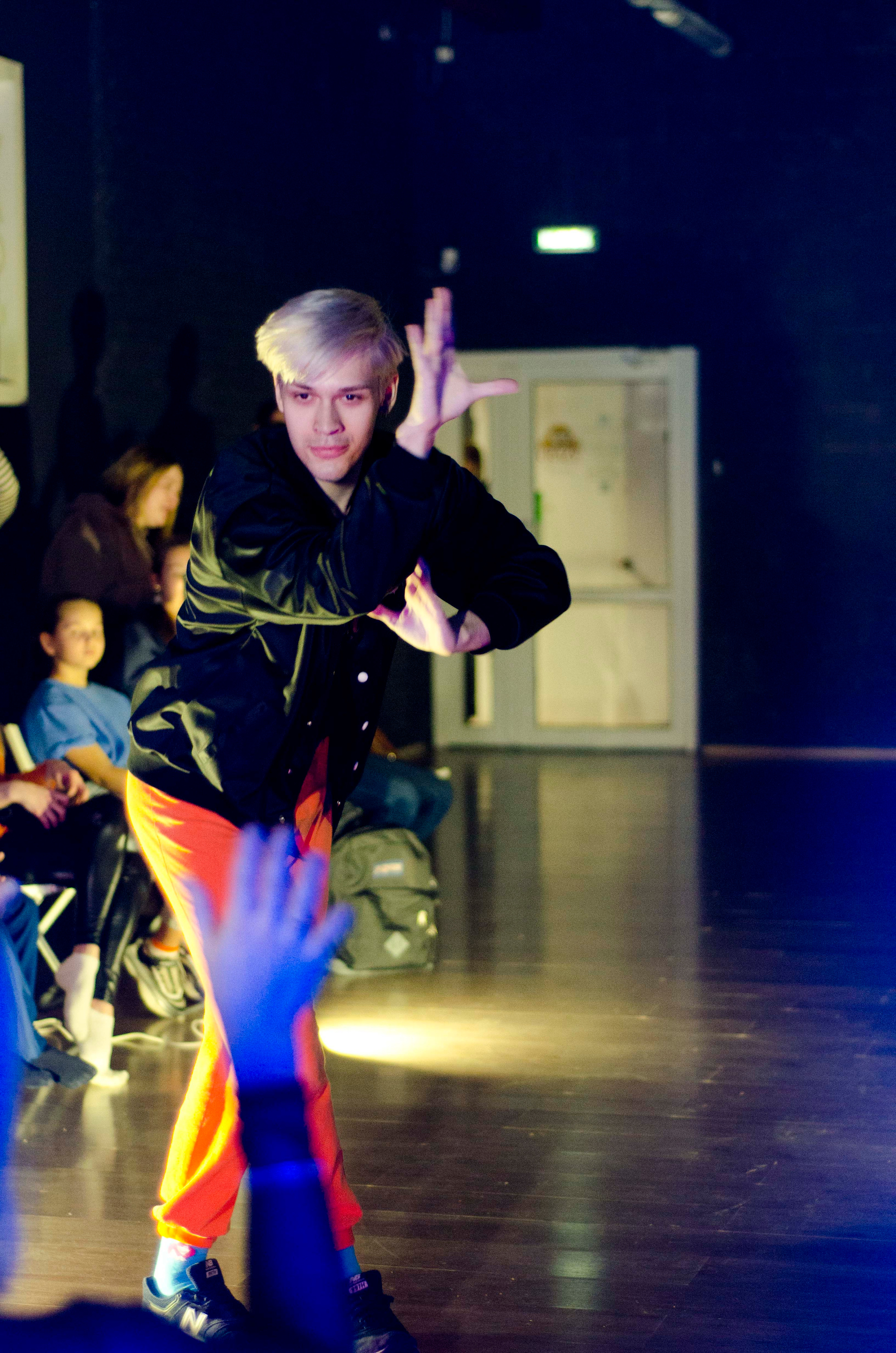 Портретная и предметная фотография. Столярное дело. Дракон и Ведьмочка — творческая коллаборация