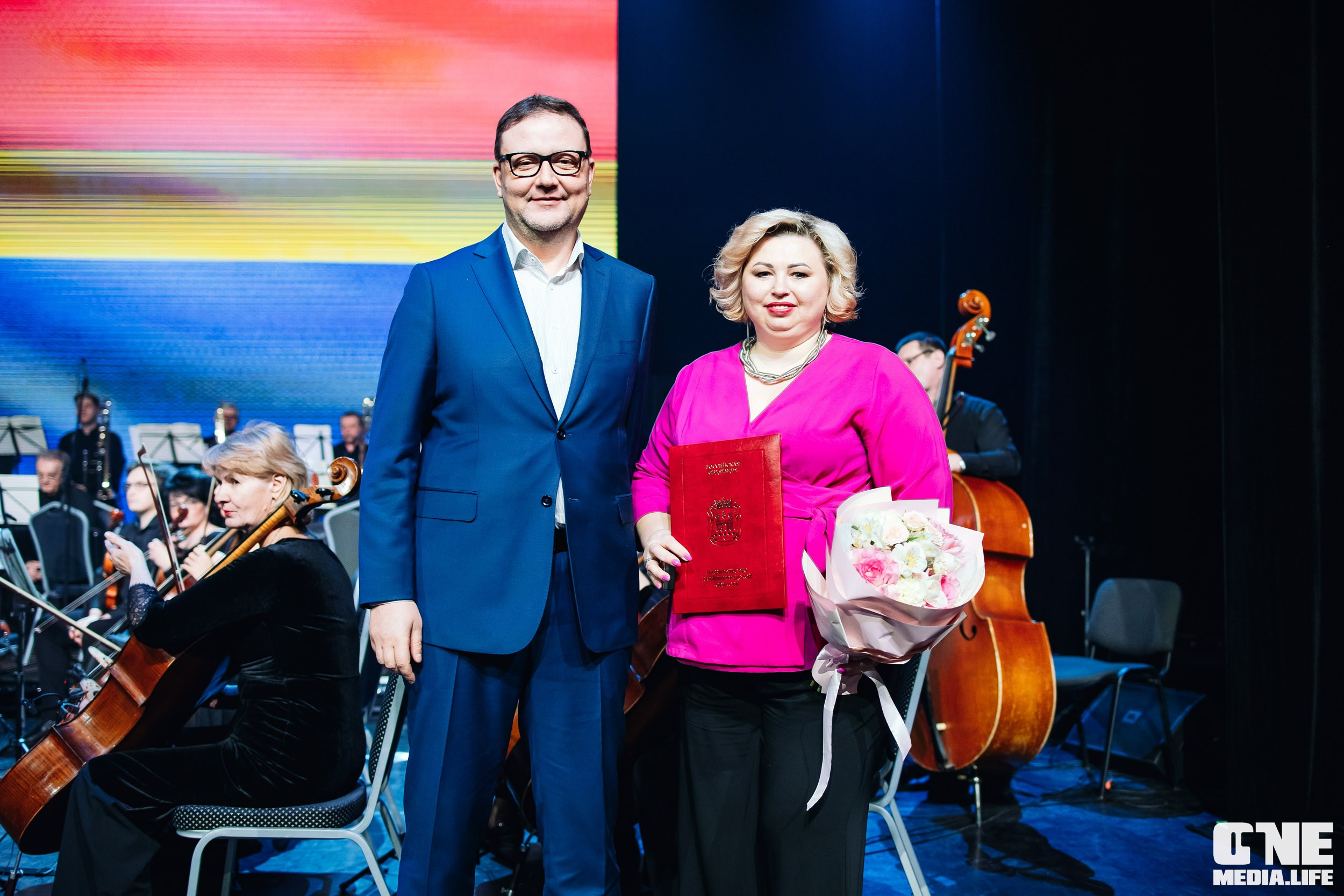 Концерт 8 марта в Янтарь холл. One Media Life: фоторепортажи, фотоотчеты с мероприятий и заведений