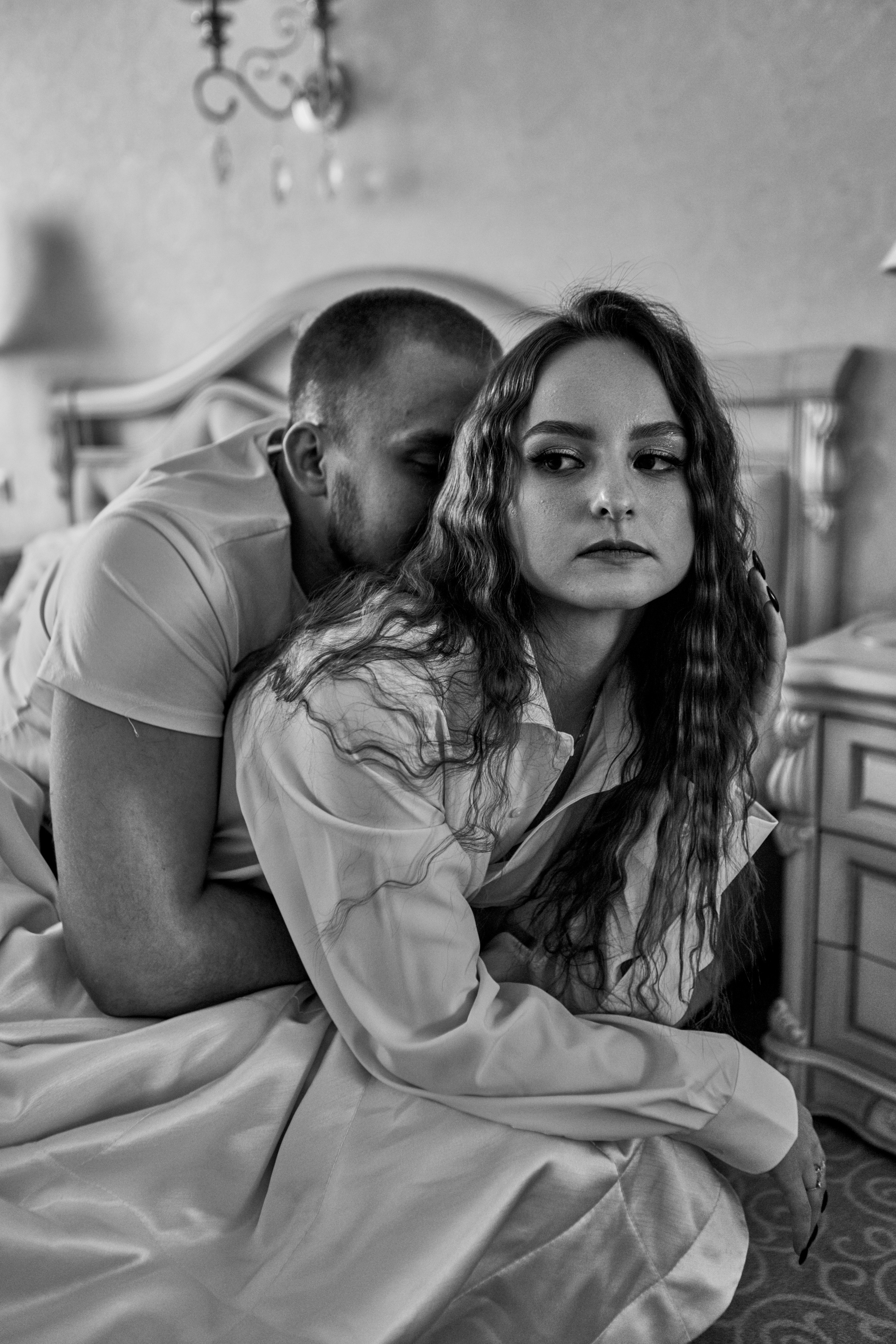 Алексей и Алёна — Love-story в отеле. Фотограф Челябинск — Кирилл Устюжанин