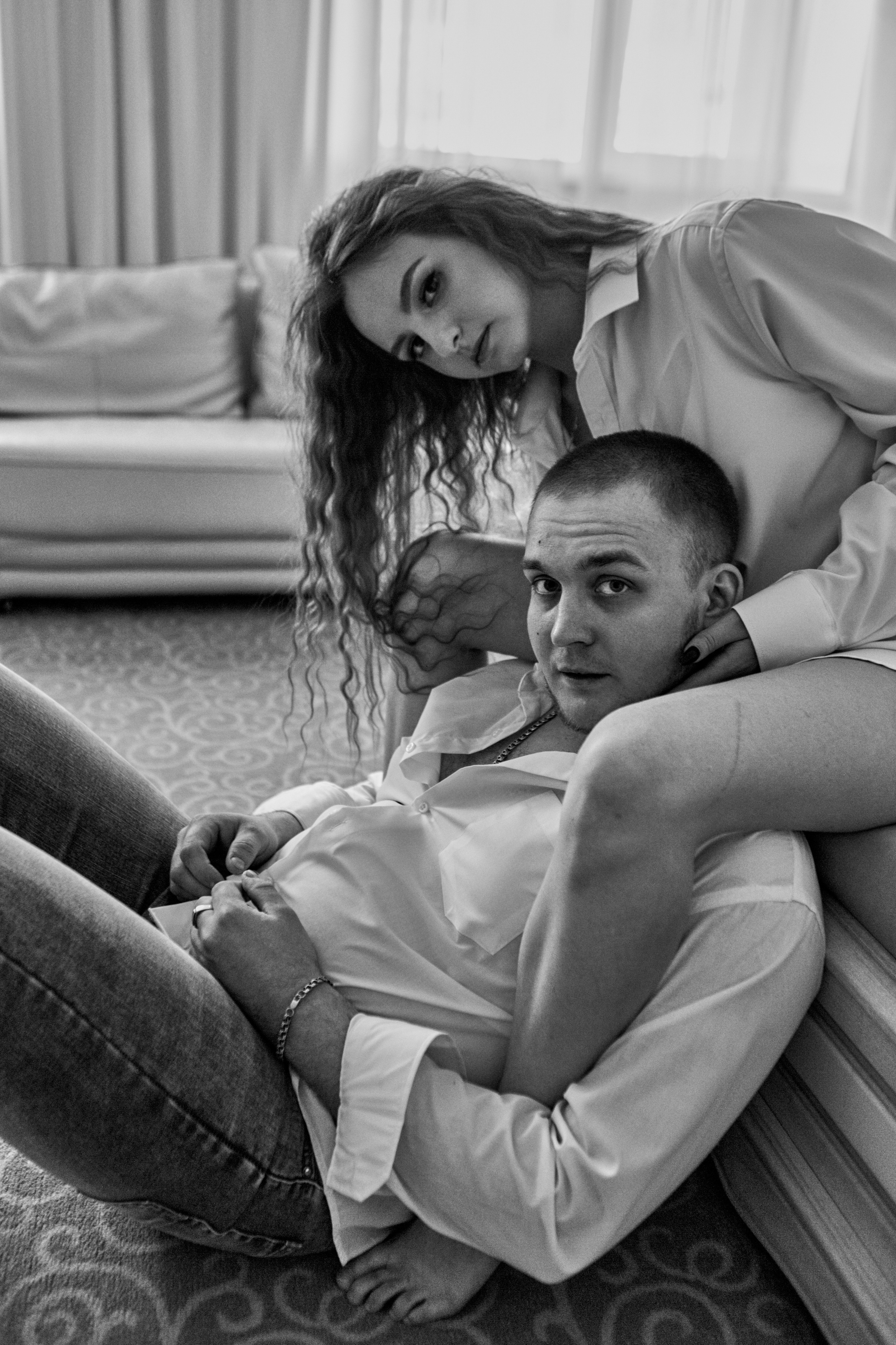 Алексей и Алёна — Love-story в отеле. Фотограф Челябинск — Кирилл Устюжанин