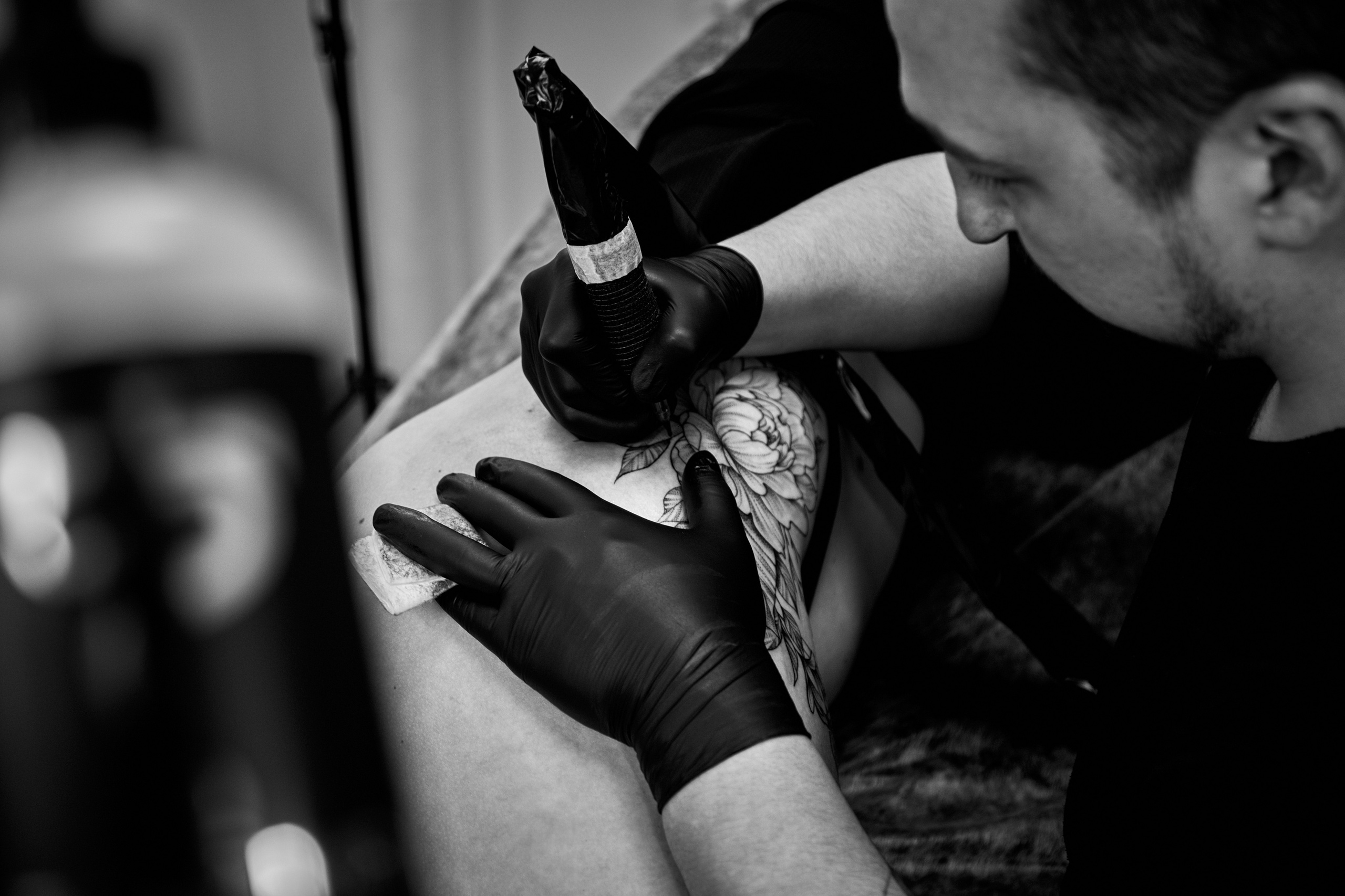Контент-съемка для мастера татуировки. Фотограф Челябинск — Кирилл Устюжанин