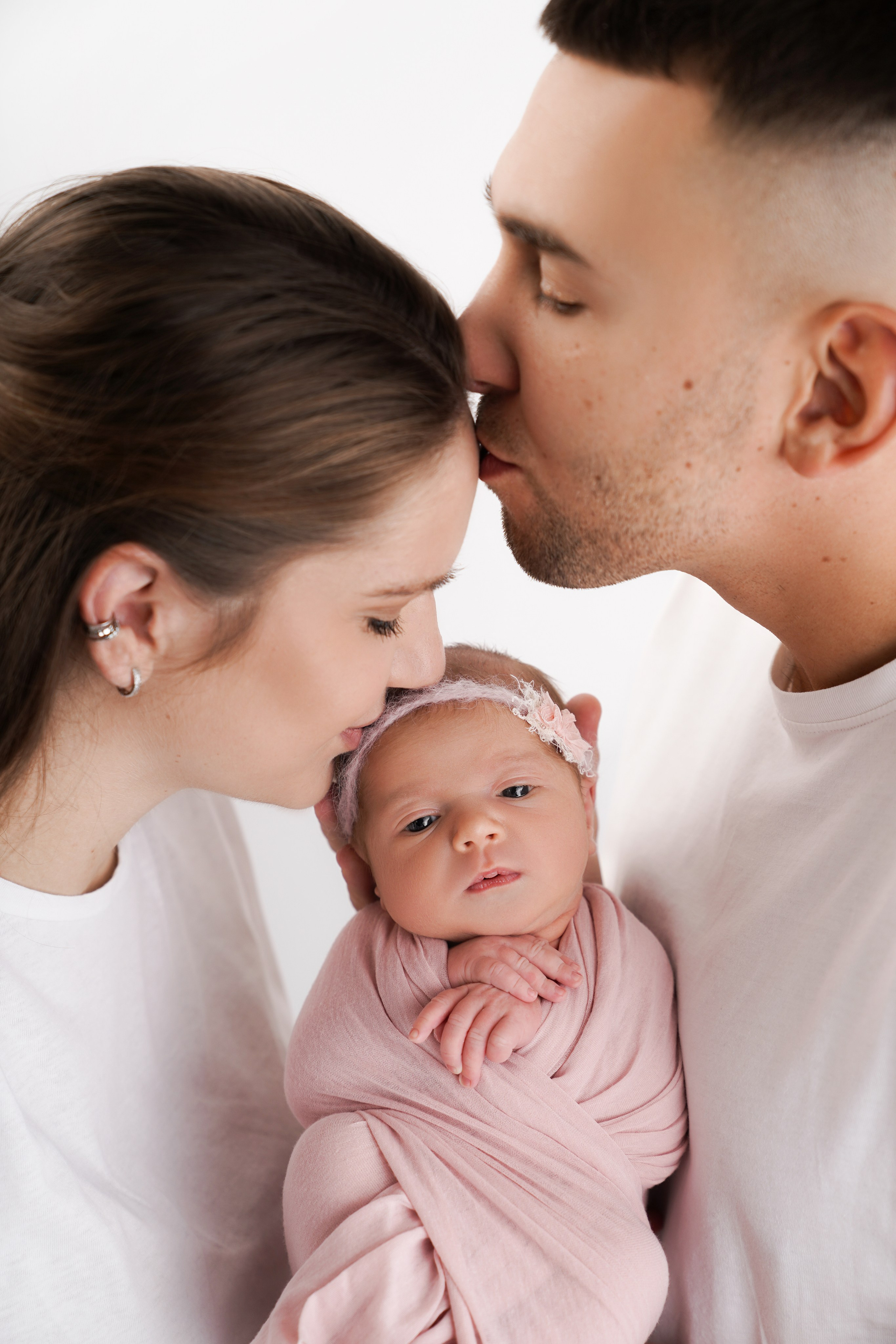 Фотосессия новорожденного (newborn). Фотограф новорожденных, детей до года и беременных в Симферополе