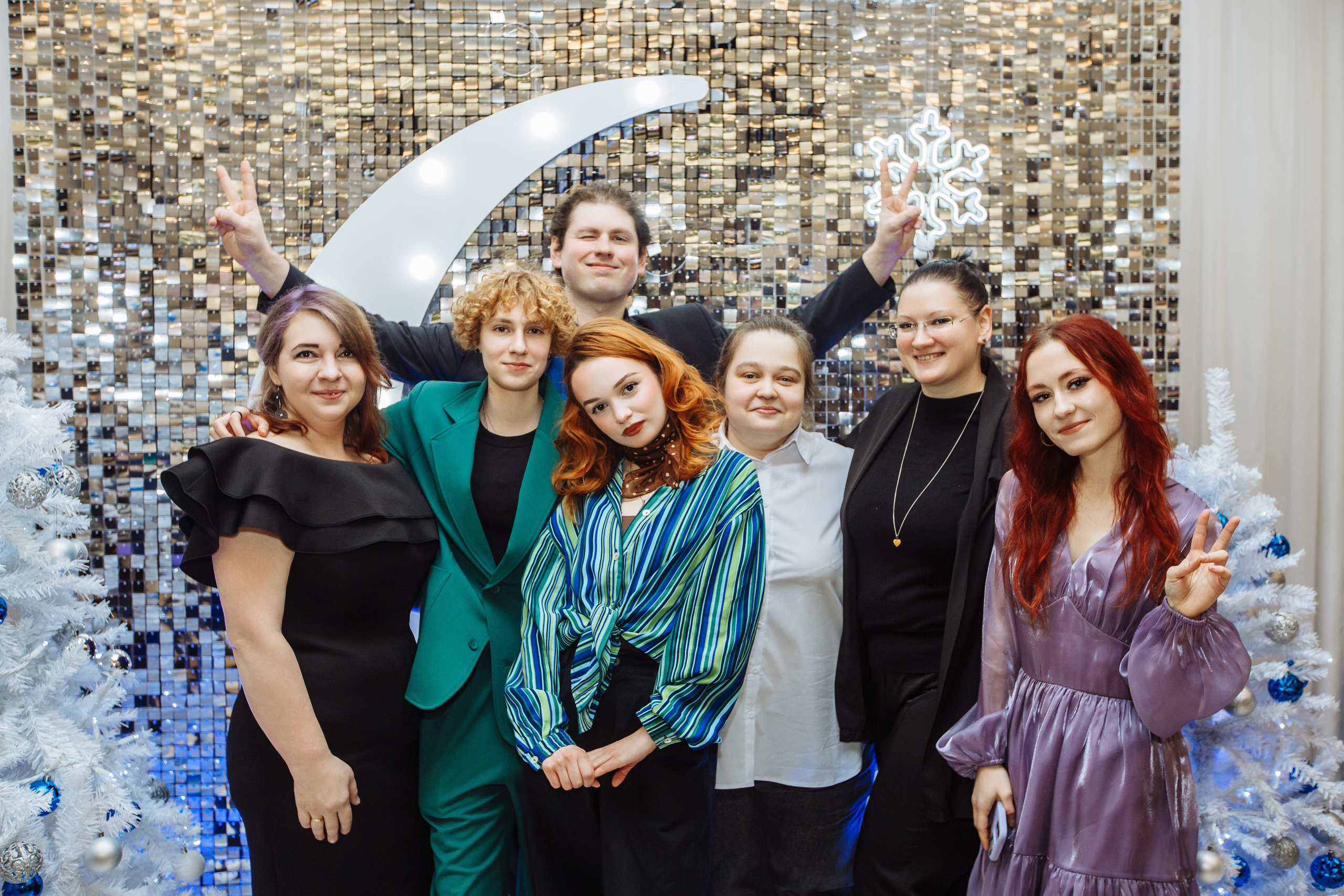 Групповая фотография на корпоративном празднике, фотограф видеограф Павел Кор, бронь даты на этой странице