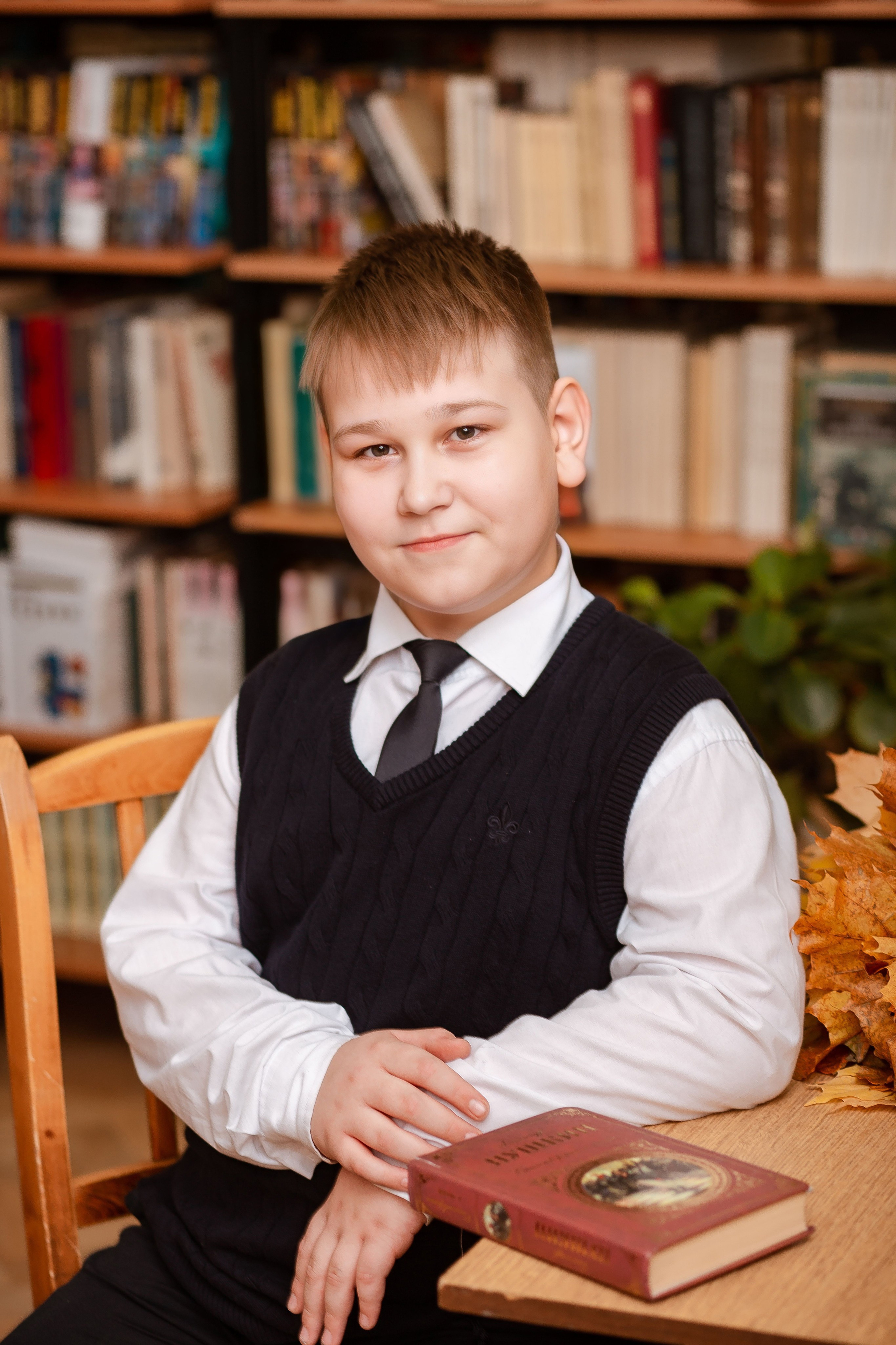 ЗАТО Озерный, школа 1, 4А класс. Студия выпускных альбомов Остров