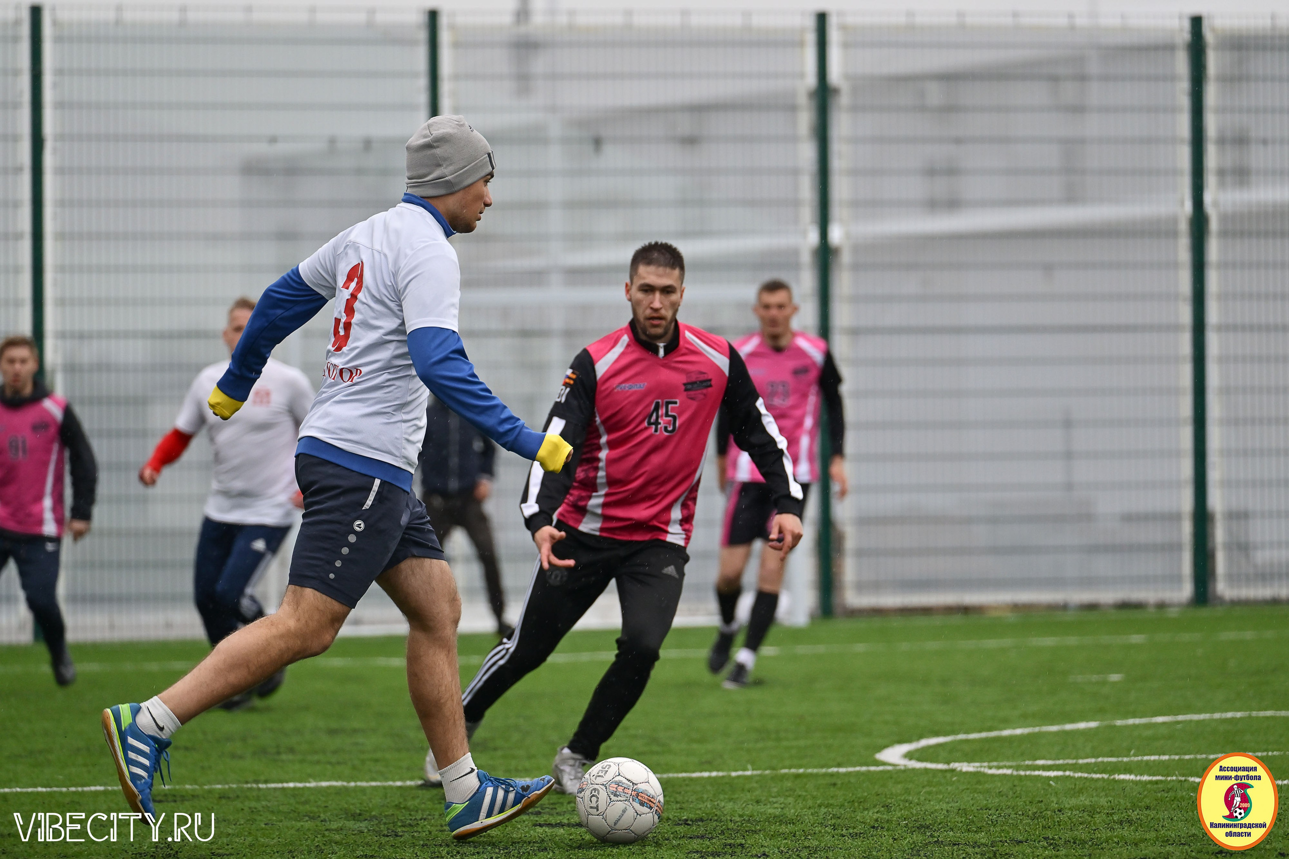 ИГРЫ МИНИ-ФУТБОЛЬНОЙ ЛИГИ. VIBECITY.RU Вайб Сити Ру Фоторепортажи Фотоотчеты Калининград