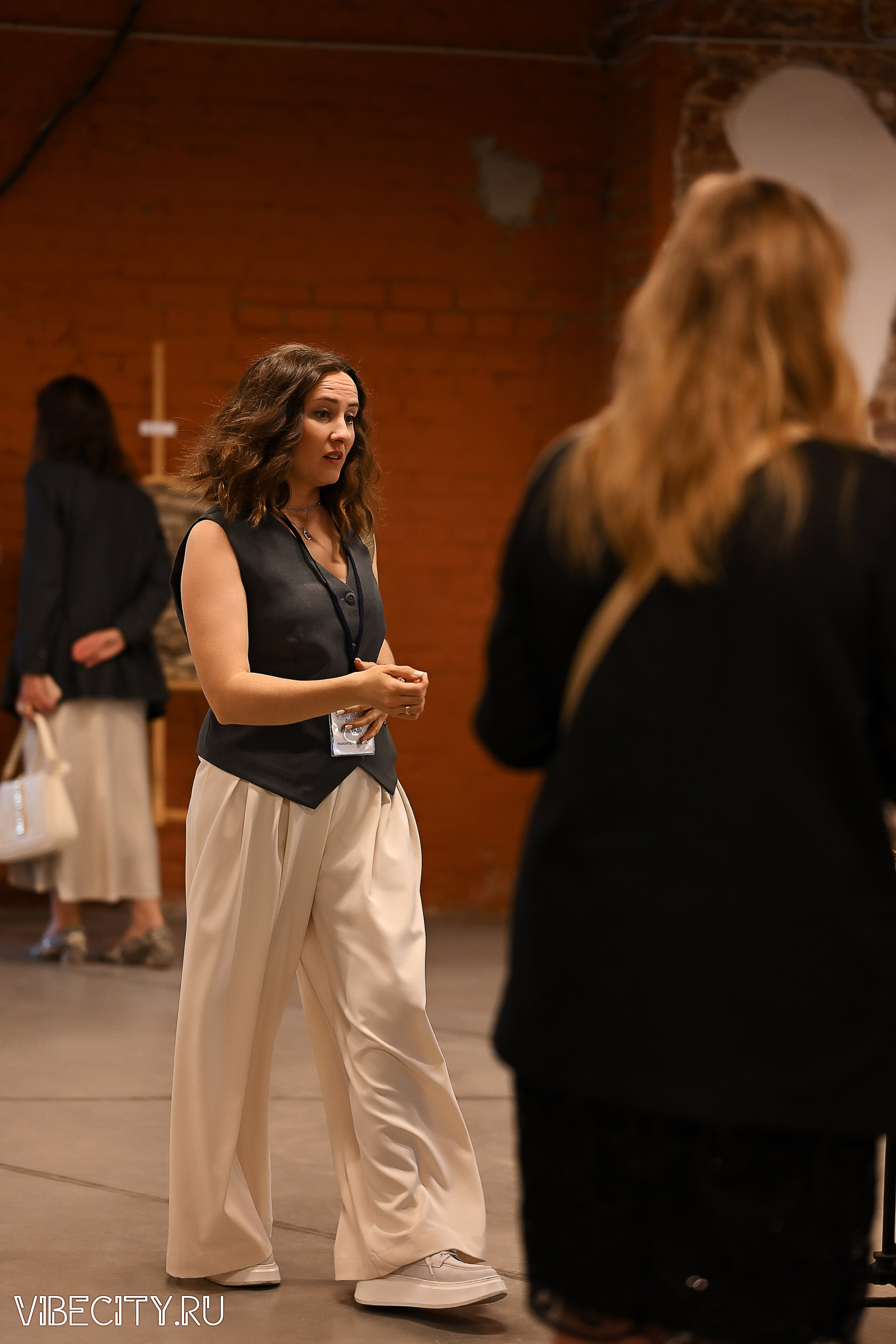 ДИЗАЙН-ФЕСТ КОНФЕРЕНЦИЯ. VIBECITY.RU Вайб Сити Ру Фоторепортажи Фотоотчеты Калининград