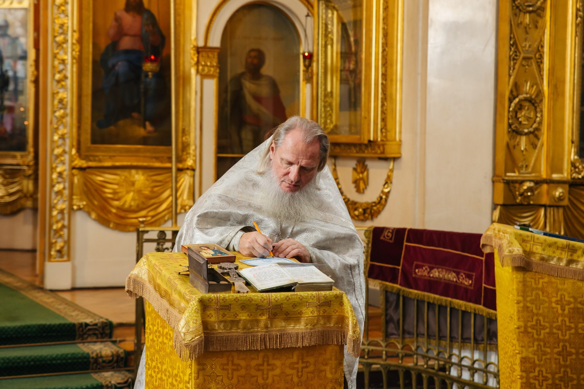 Где покрестить ребенка в СПб Спасо Преображенский собор крещение. Фотограф крещение венчание в Петербурге! Помогает подобрать храм и посоветовал душевного батюшку в СПб