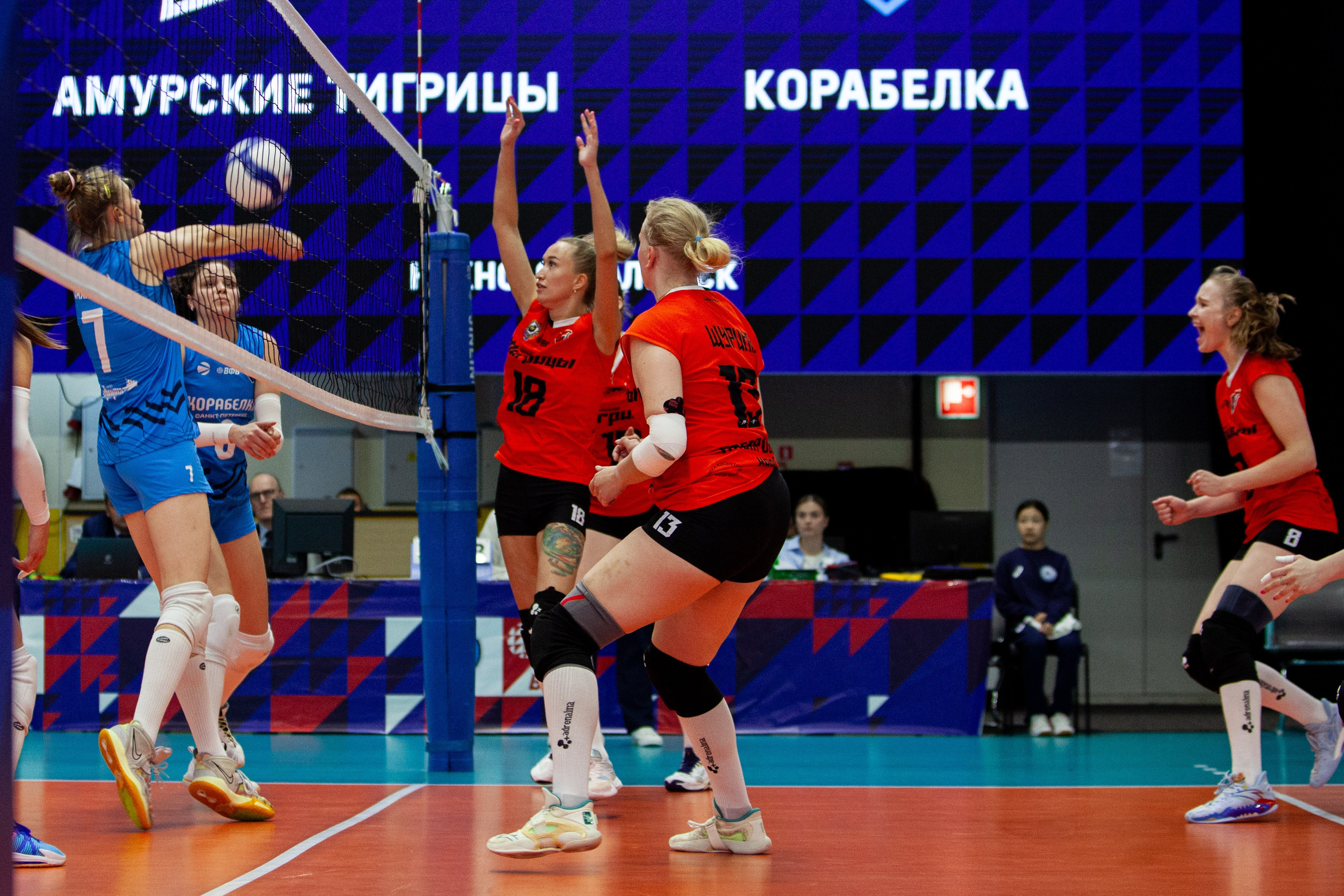 Один день из тура чемпионата России по волейболу. Кутузов Евгений Фотограф в Южно-Сахалинске