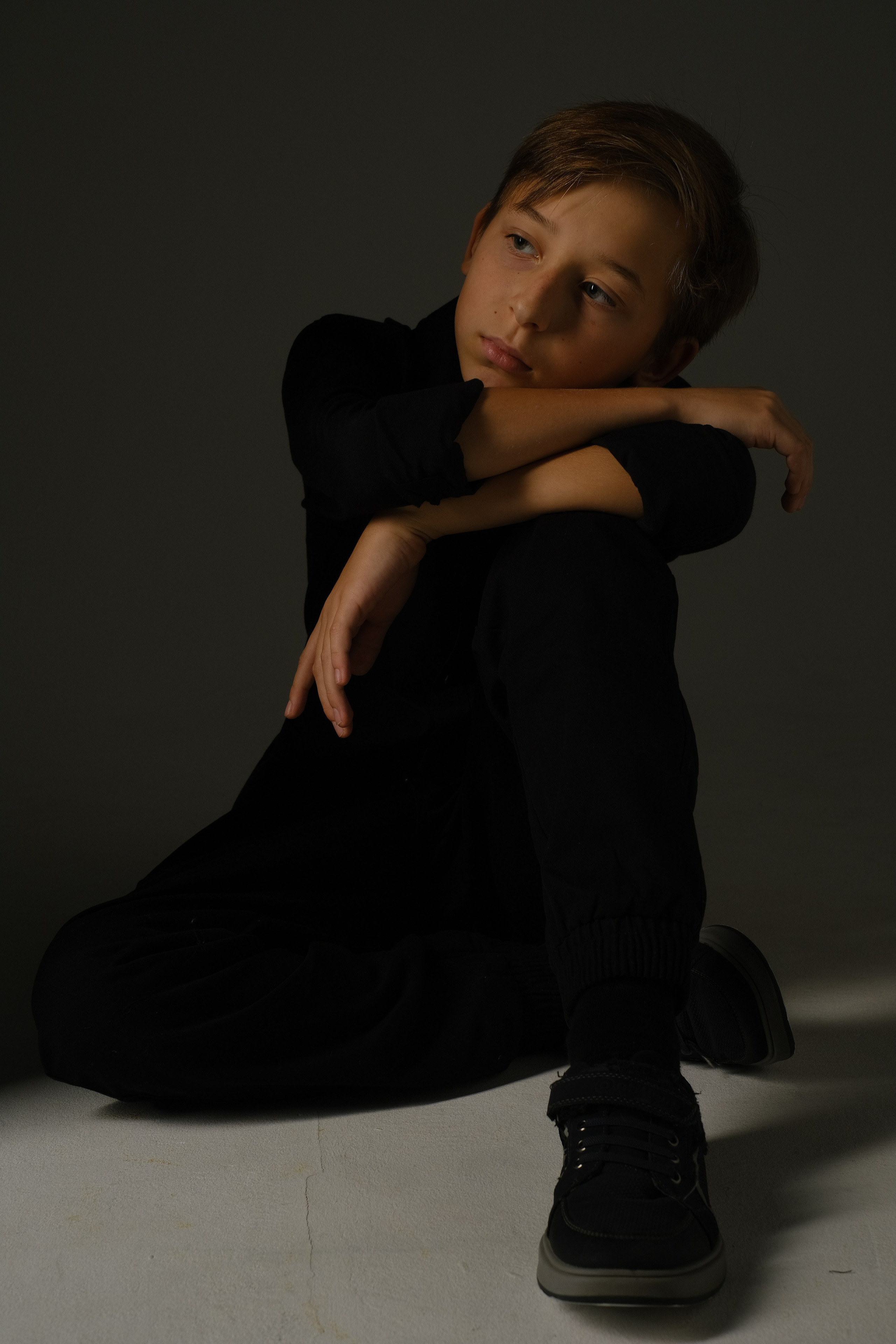 Мужская фотосессия. мужское. Бизнес портрет. Фото для бизнеса. Портрет, бизнес портрет. Бизнес портрет, контент съемка. Профессиональная фотосъемка в Крыму. Натуральные эмоции и живые кадры. Забронируйте дату прямо сейчас!