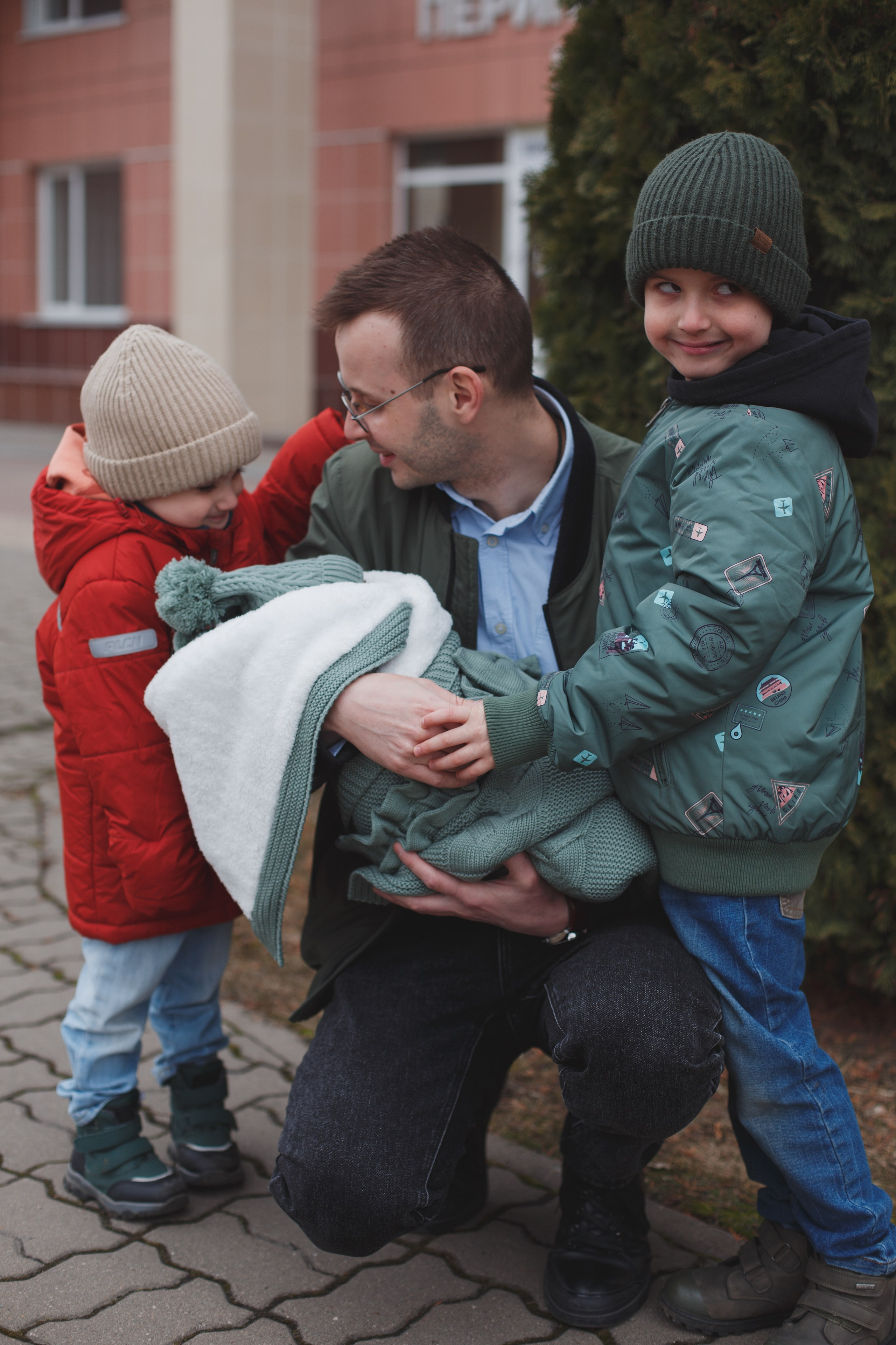 Фотограф на выписку из роддома в Белгороде. Свадебный и контент фотограф в Белгороде Ярослав Гаврилейченко