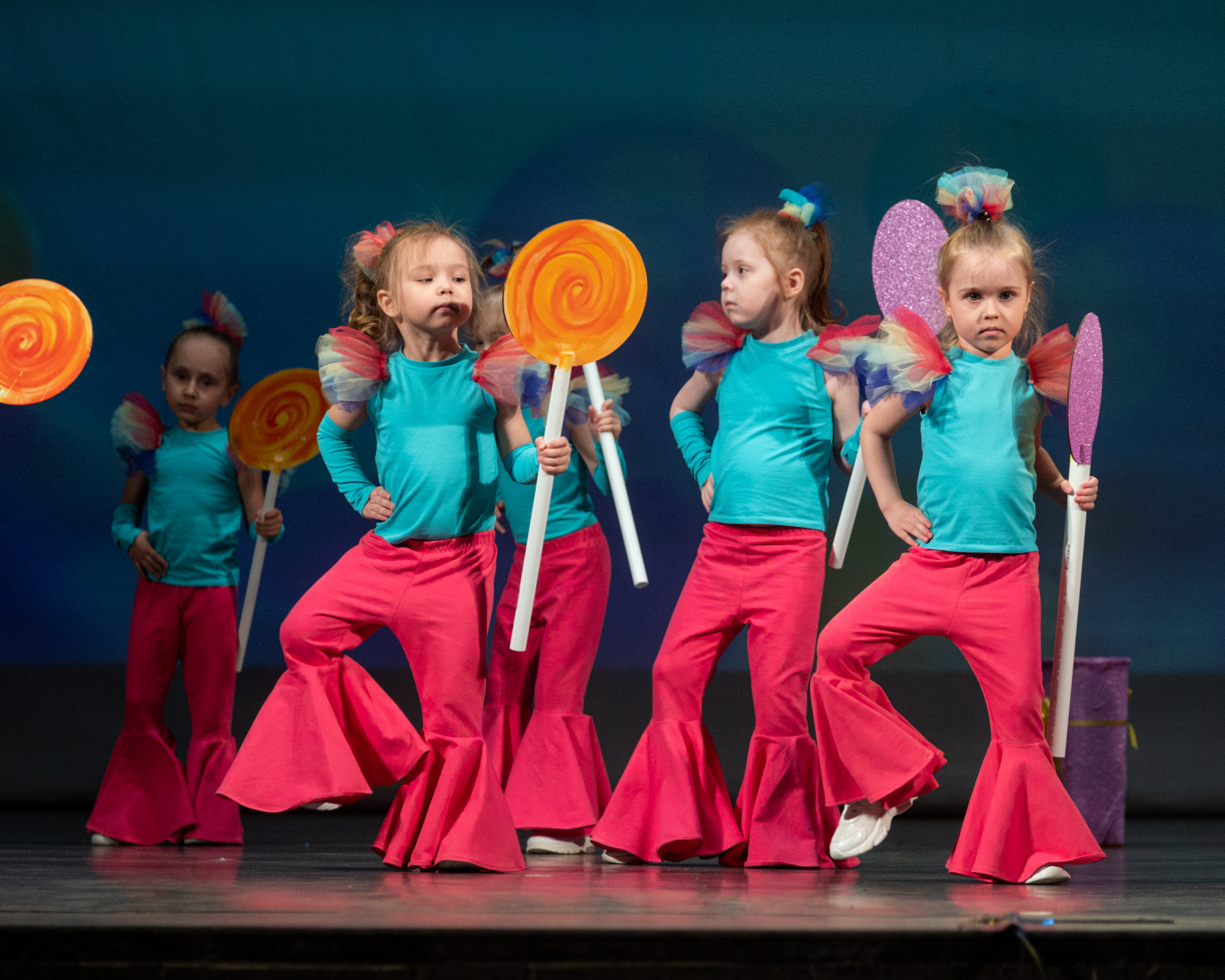 Отчетный концерт в студии танца и фитнеса NS. Репортажный фотограф в Казани Павел Серпокрылов