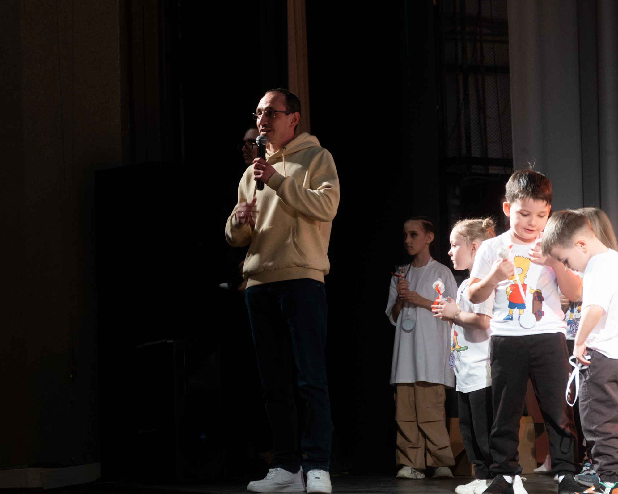 Отчетный концерт в студии танца и фитнеса NS. Репортажный фотограф в Казани Павел Серпокрылов