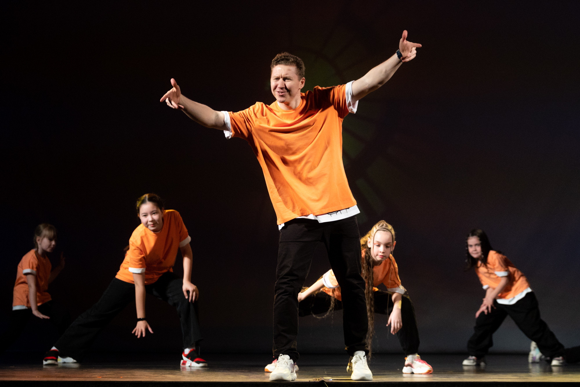 Отчетный концерт в студии танца и фитнеса NS. Репортажный фотограф в Казани Павел Серпокрылов