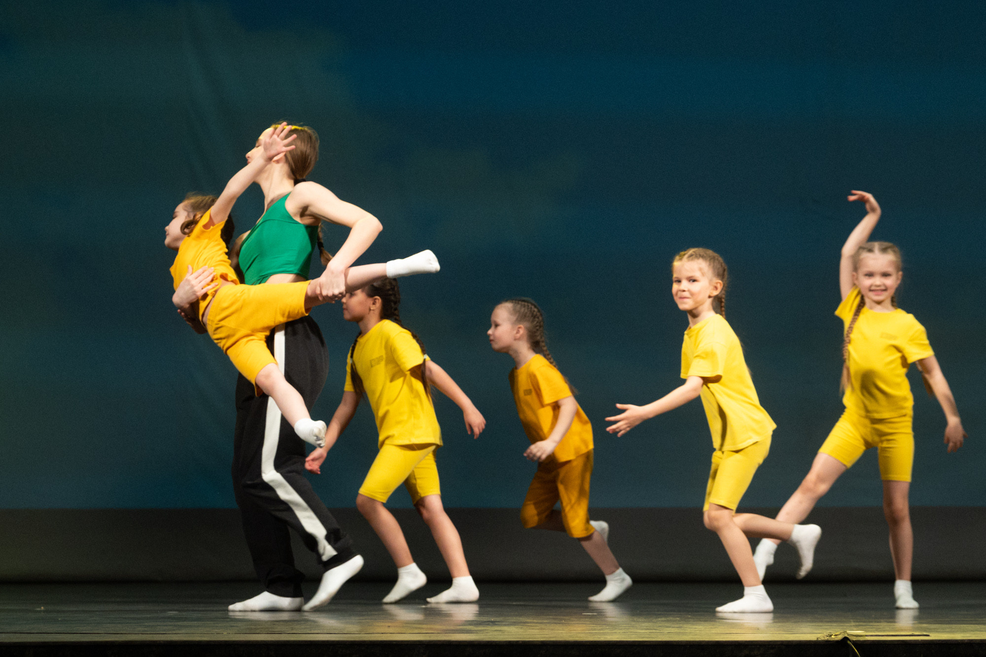 Отчетный концерт в студии танца и фитнеса NS. Репортажный фотограф в Казани Павел Серпокрылов