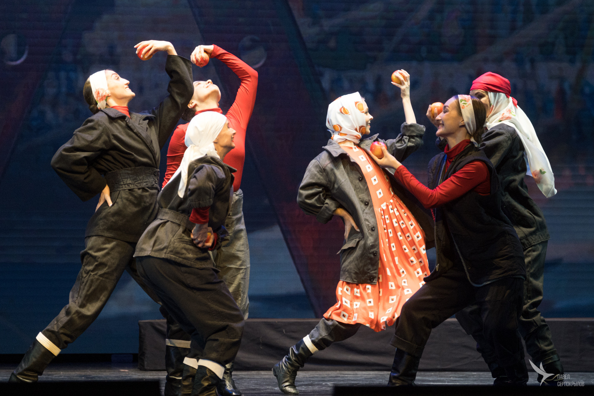 Спектакль-балет «МОЯ КАЗАНЬ». Репортажный фотограф в Казани Павел Серпокрылов